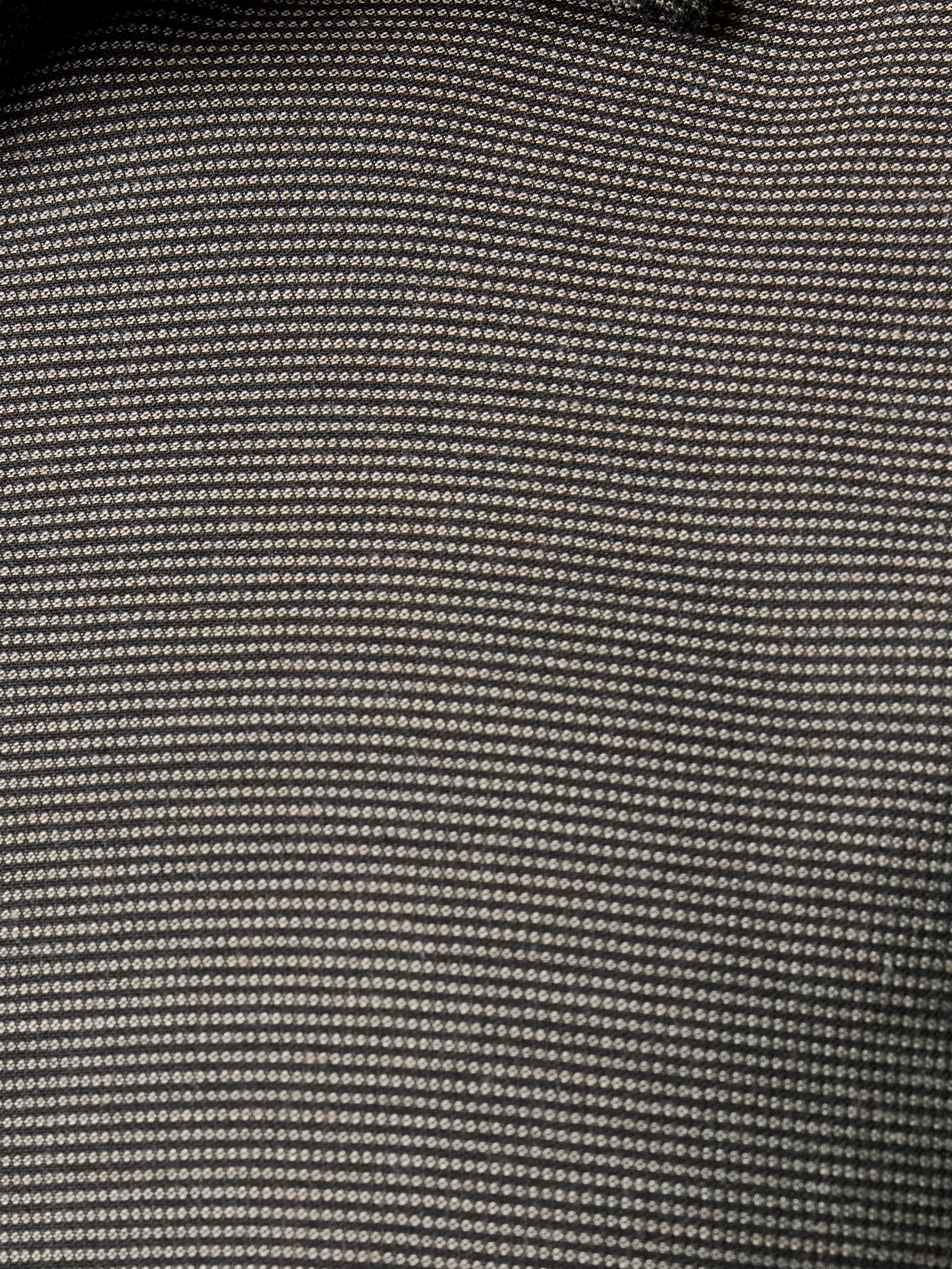 Long Sleeve Regular Fit Cut Away Shirt