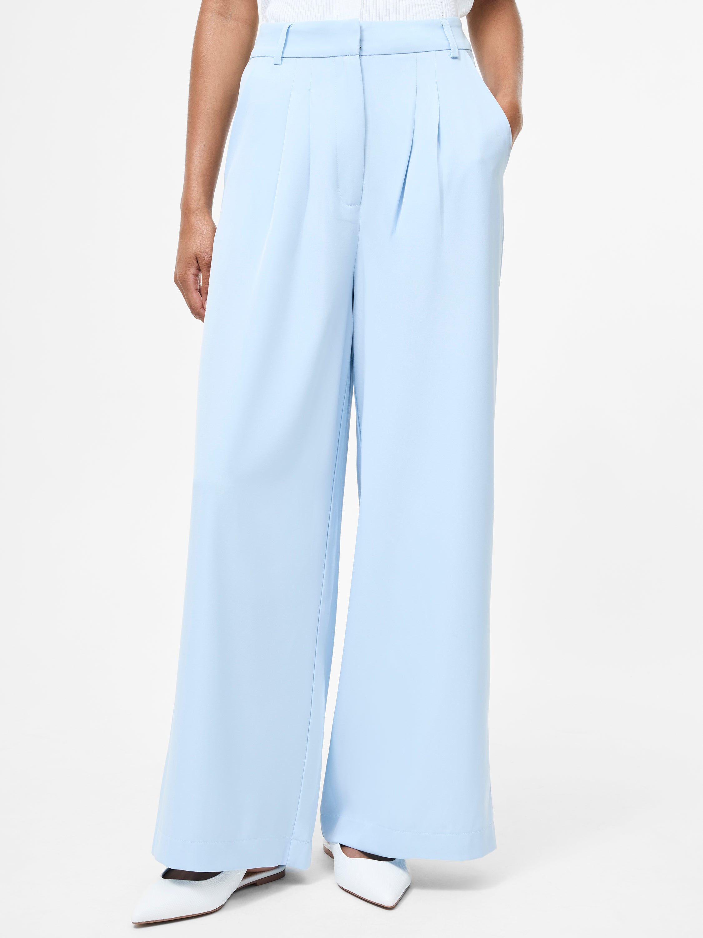 Sleek Tailored Wide Leg Suit Trousers