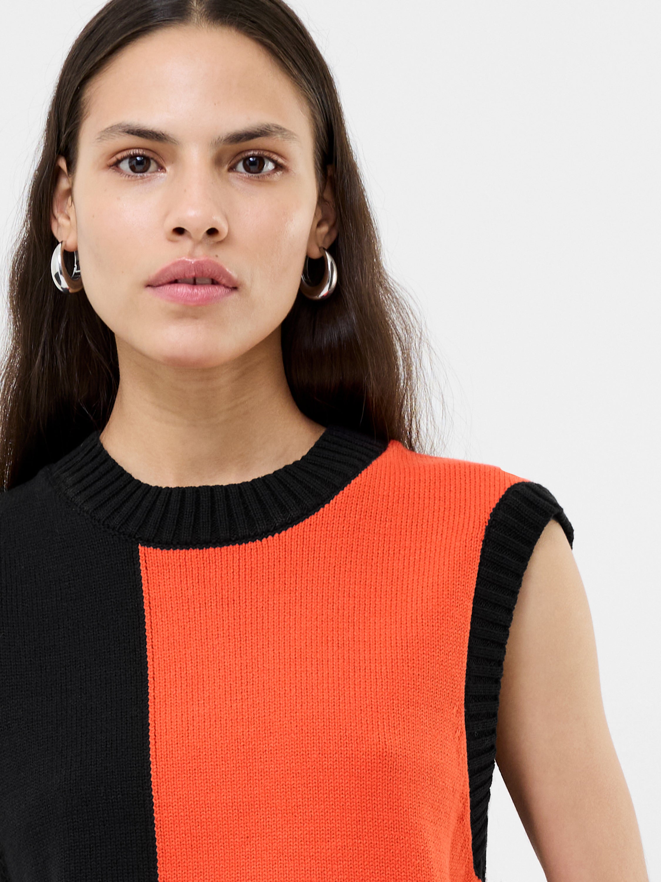 Varli Colour Blocking Knit Vest