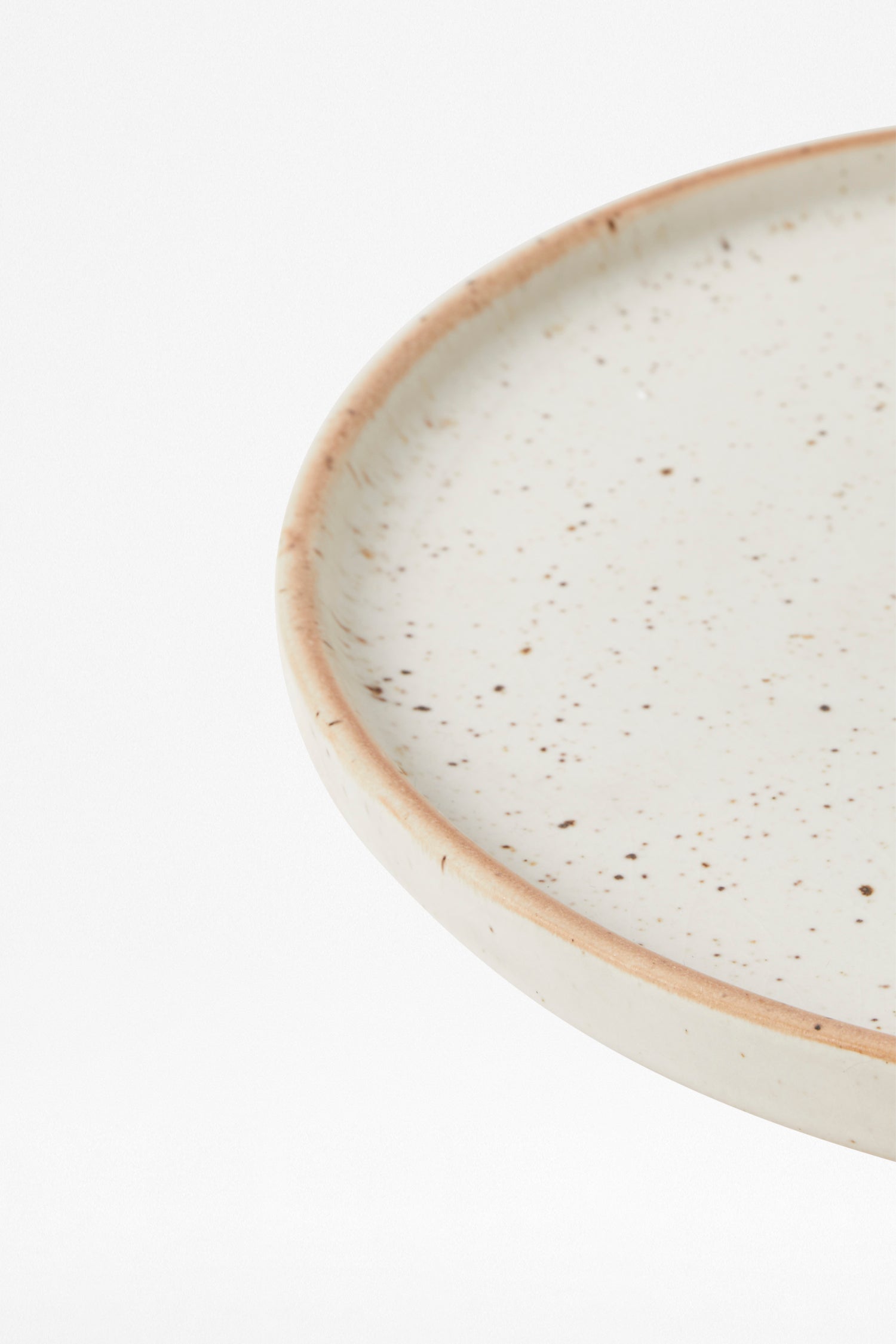 shoreline dinner plate natural