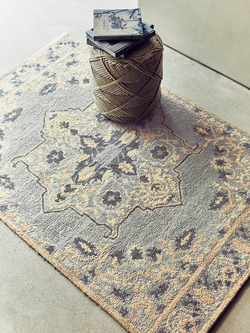 Jaladhi Wool Tufted Rug