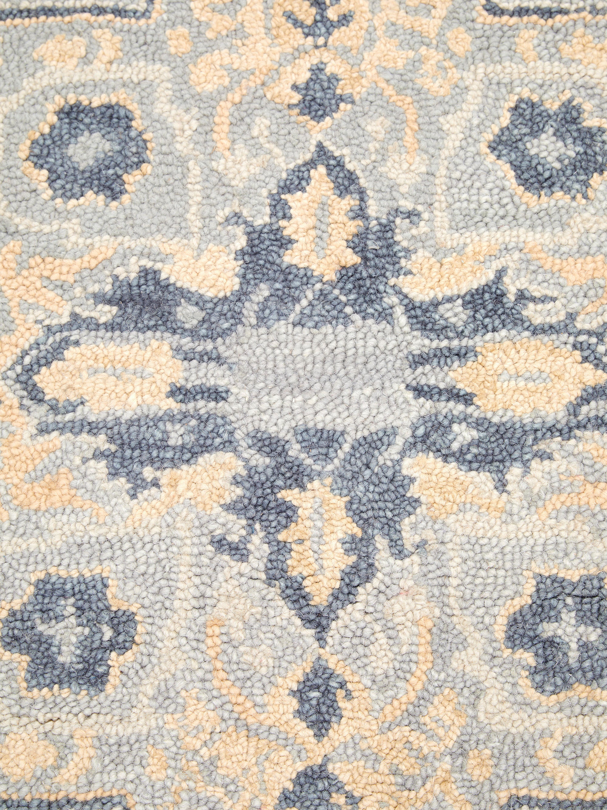 Jaladhi Wool Tufted Rug