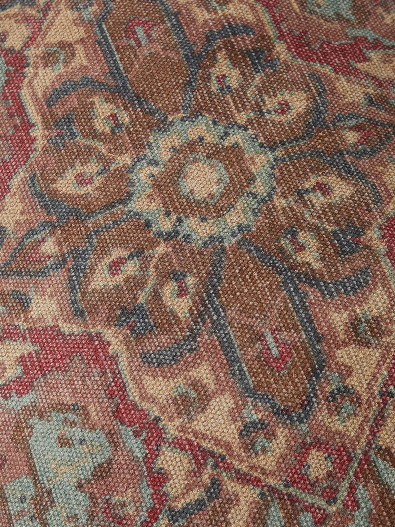 Katrina Pouffe