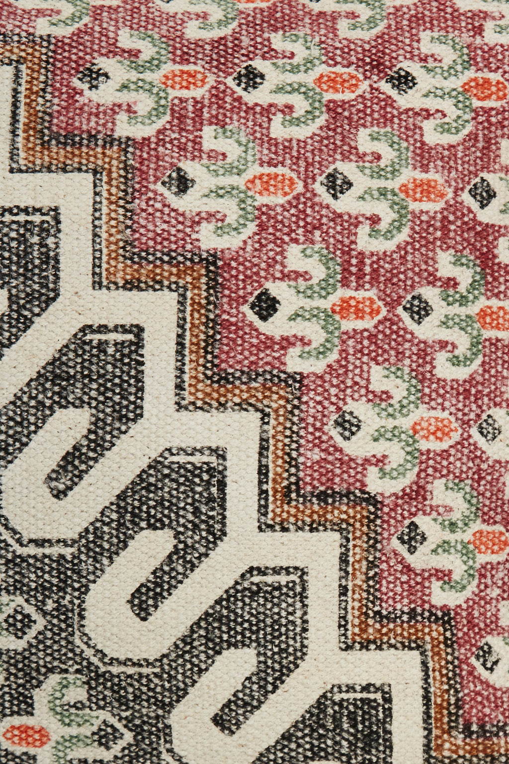 poppy field cushion pink