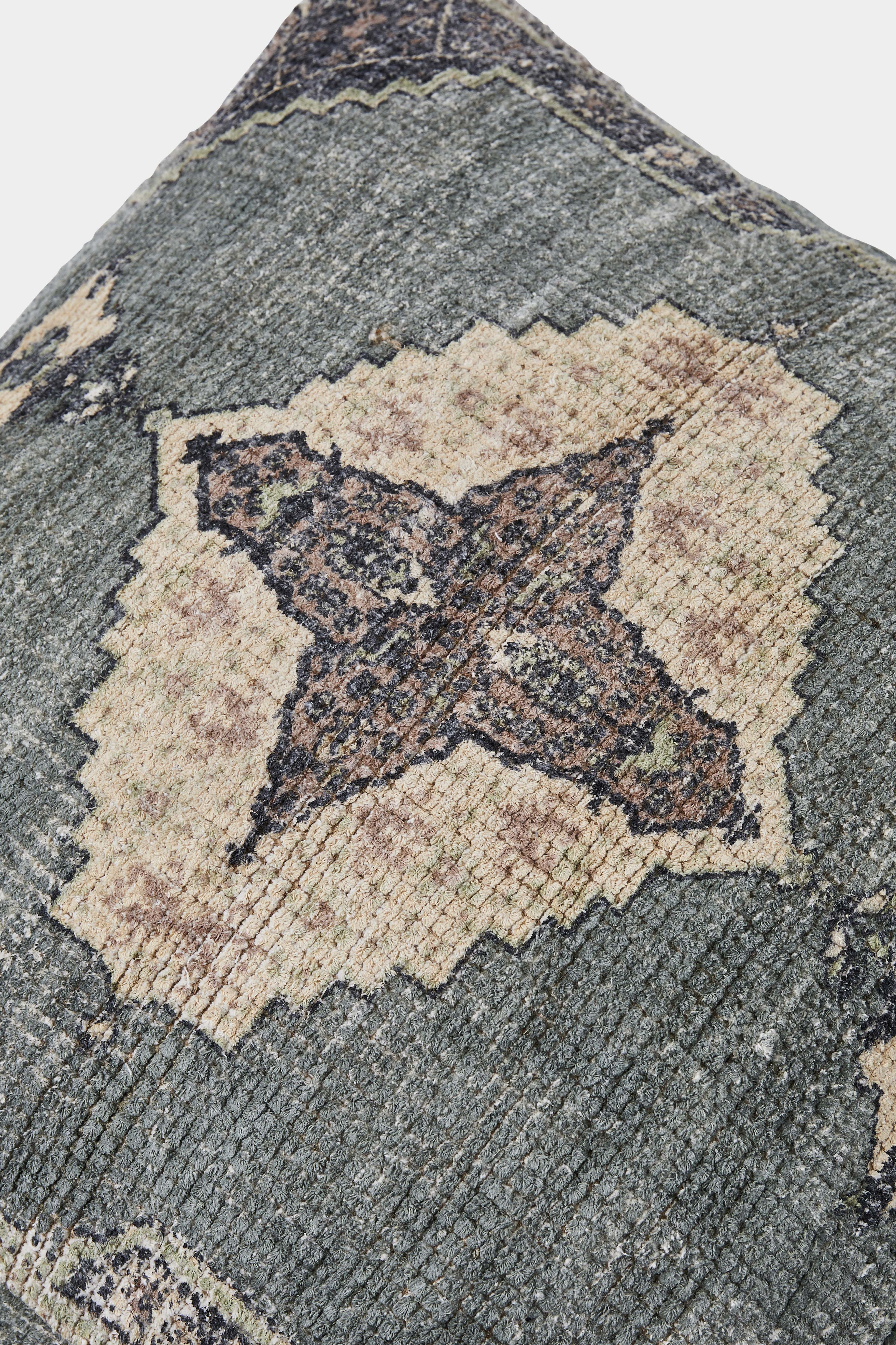 neptune pouffe green