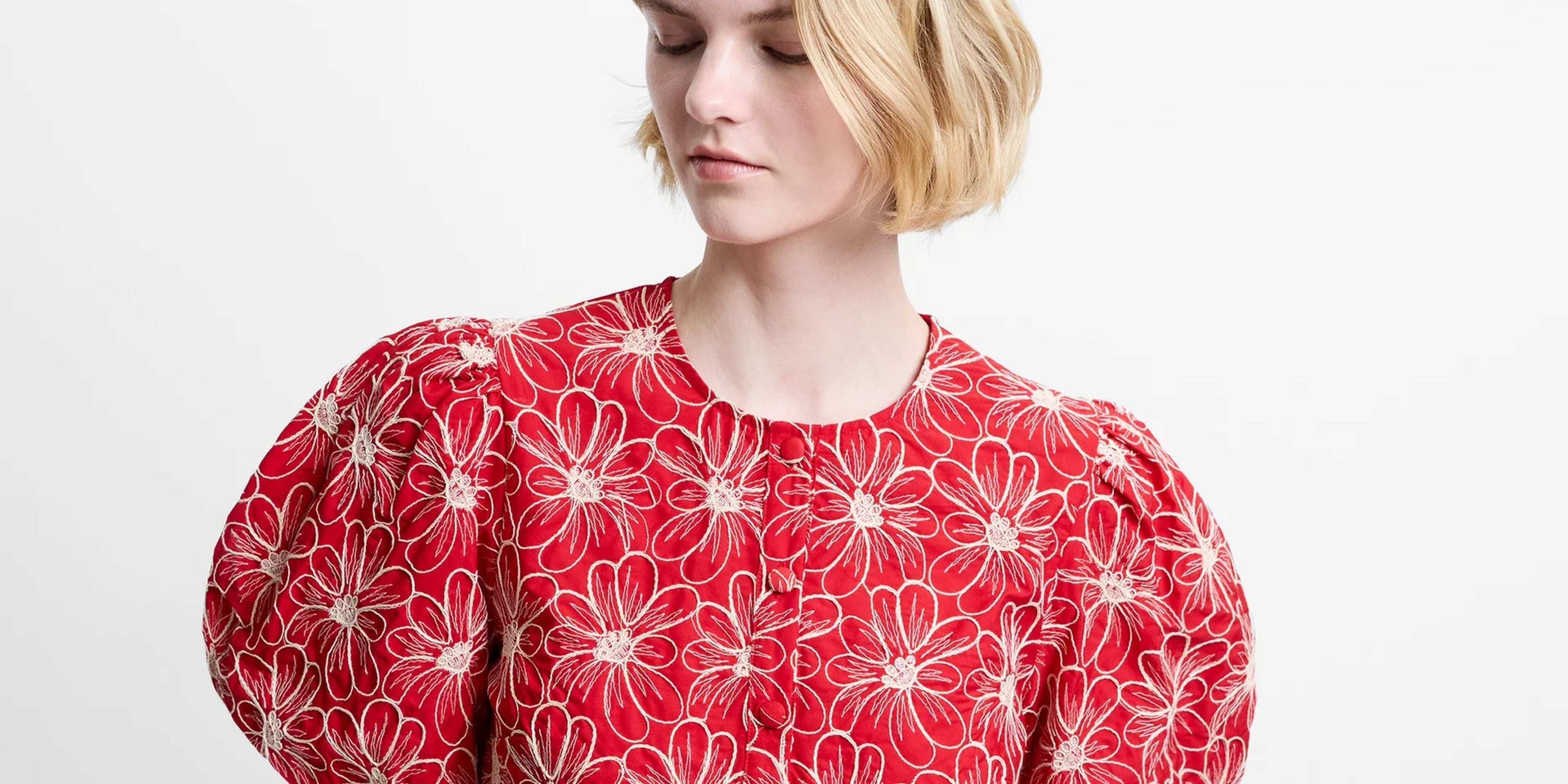 How to Wear Red This Season