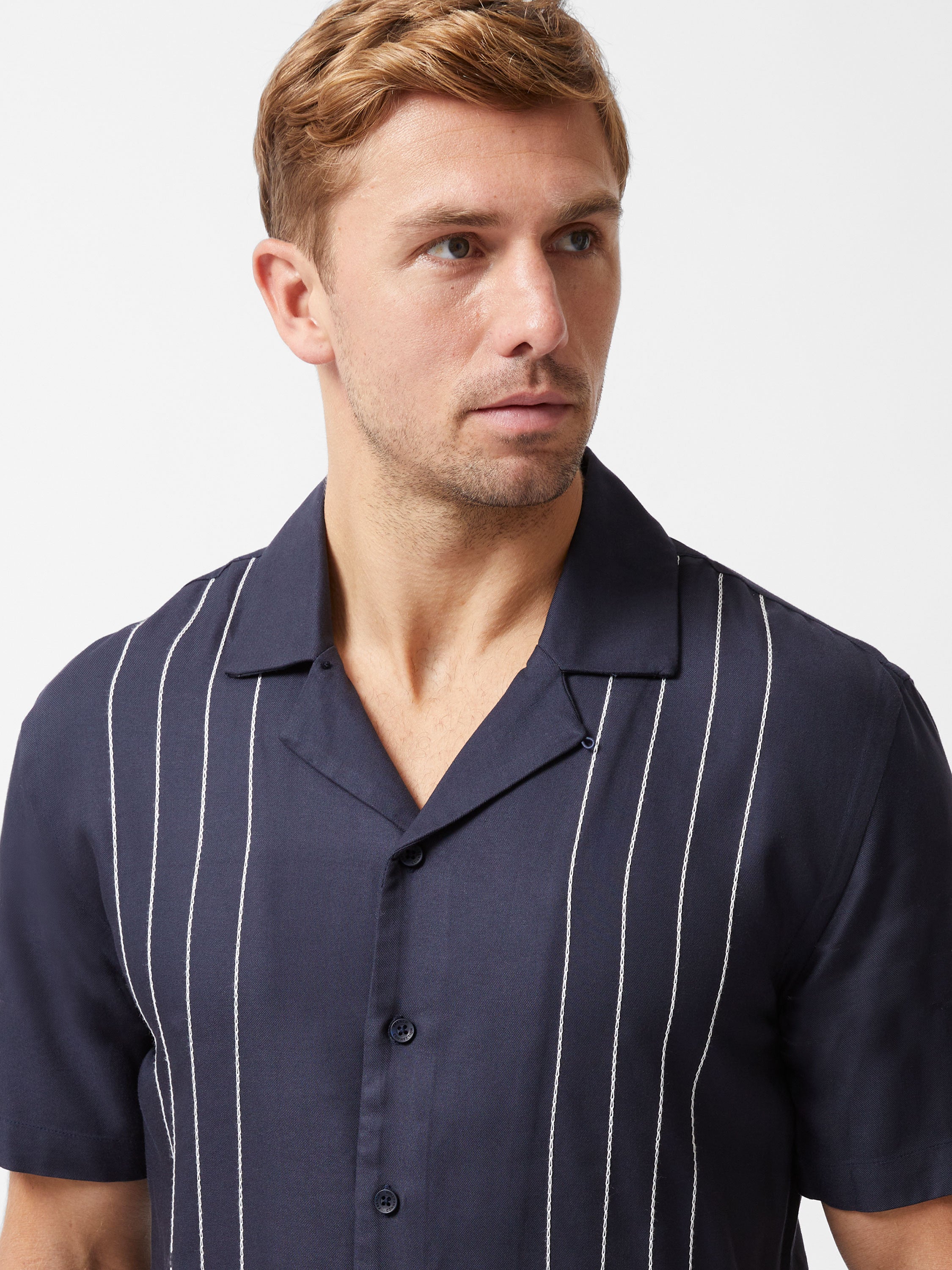 Border Chainstitch Revere Short Sleeve Shirt