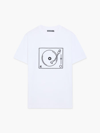 Short Sleeve Turntable Embroidered Graphic T-Shirt