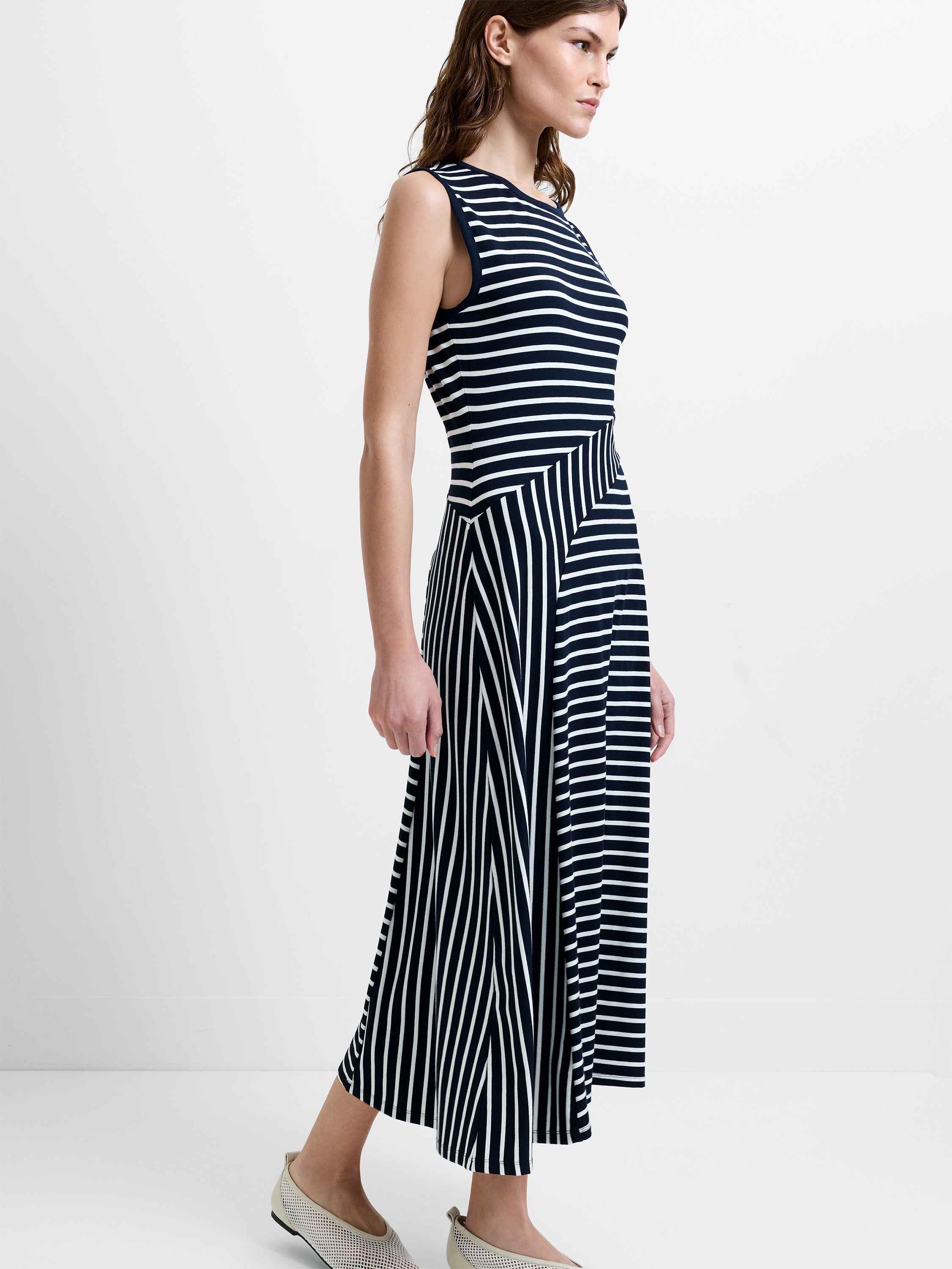 striped jersey midi dress Kyra Jersey Monochrome Striped Sleeveless Midi Dress Navy/Summer White