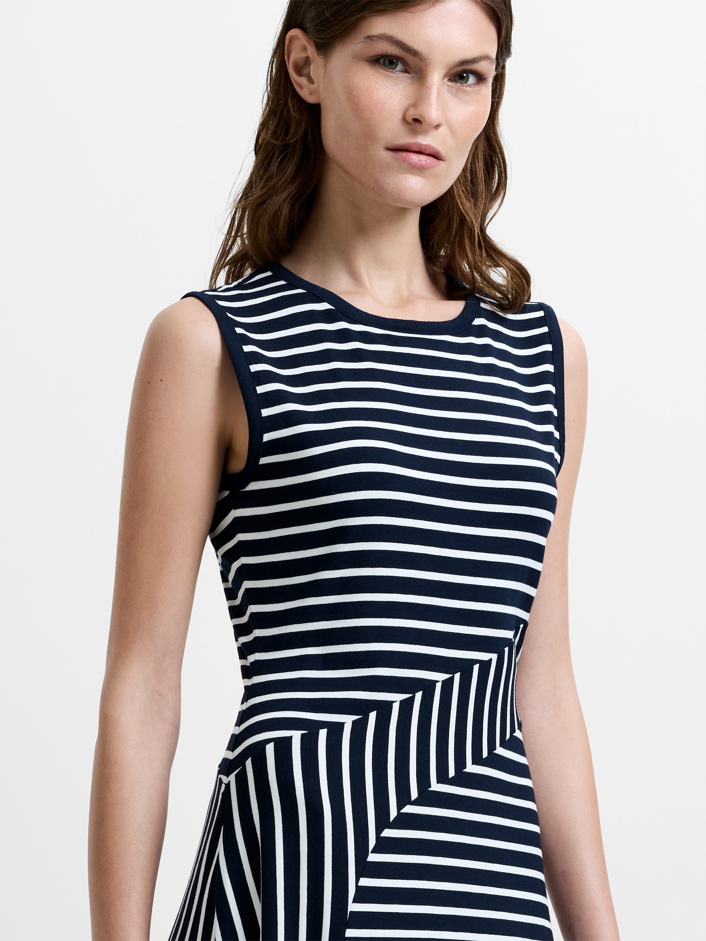 Kyra Jersey Striped Sleeveless Midi Dress Navy/Summer White | French  Connection UK