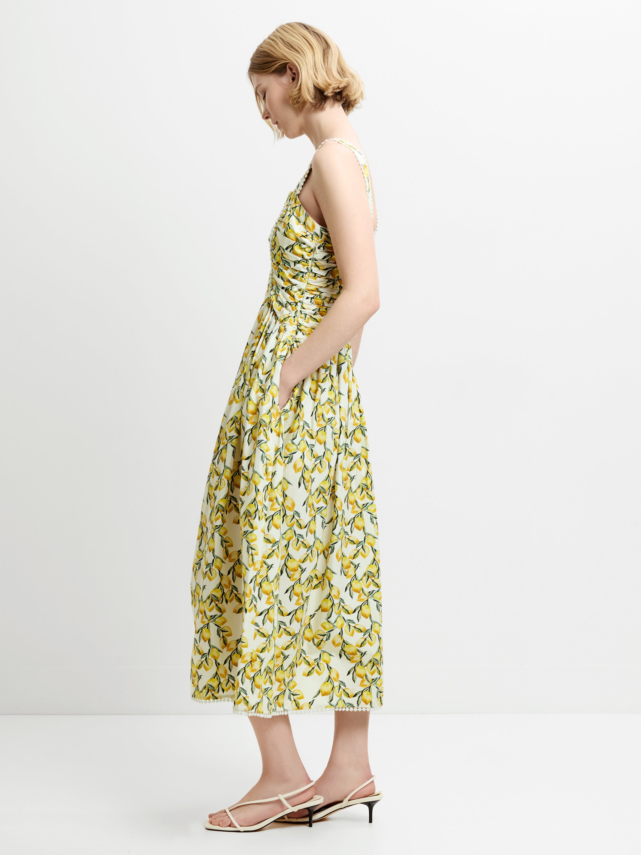 Barletta Lemon Ruched Sleeveless Midi Dress