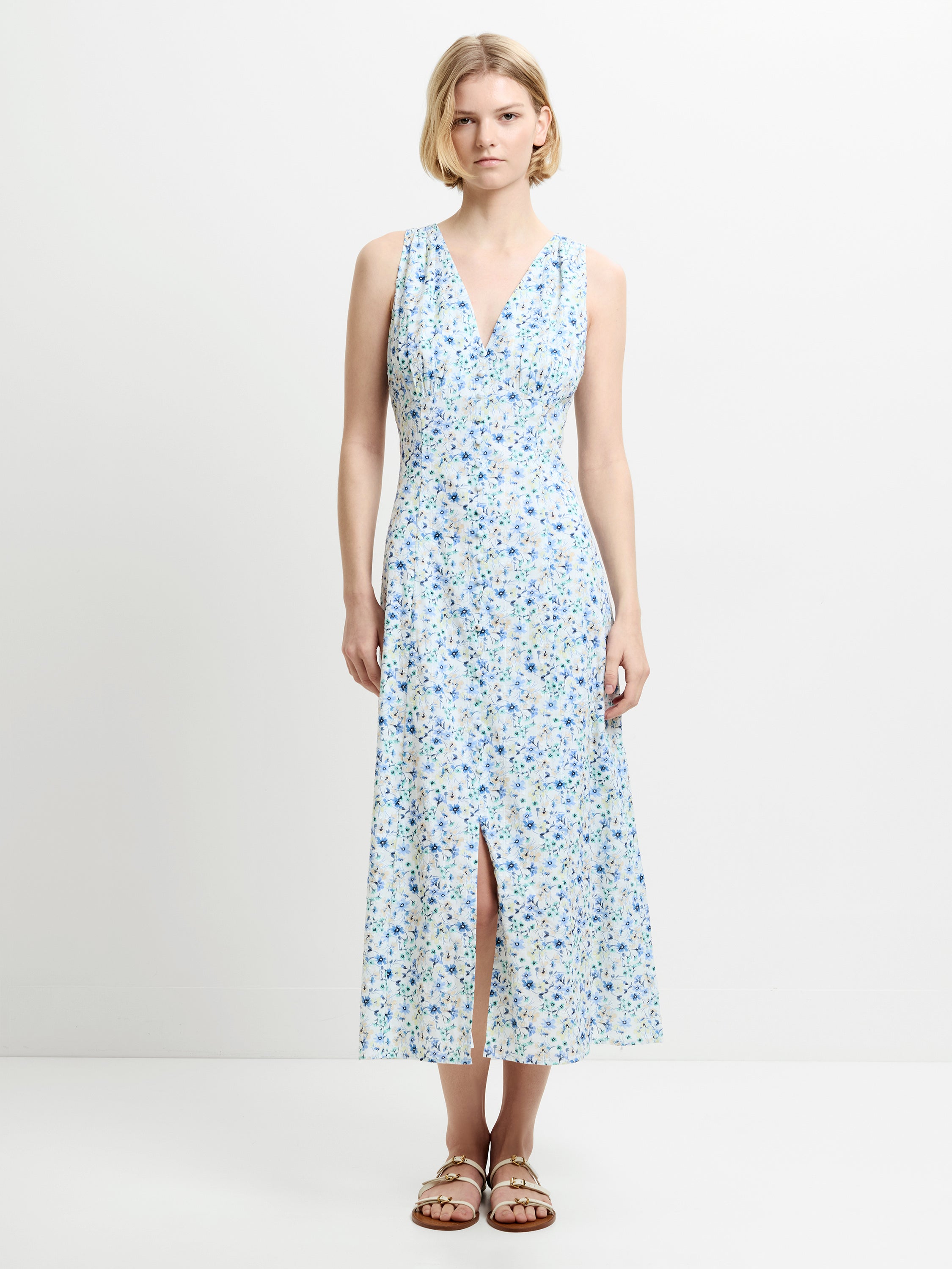 Minnie Sleeveless V-Neck Floral Midi Dress