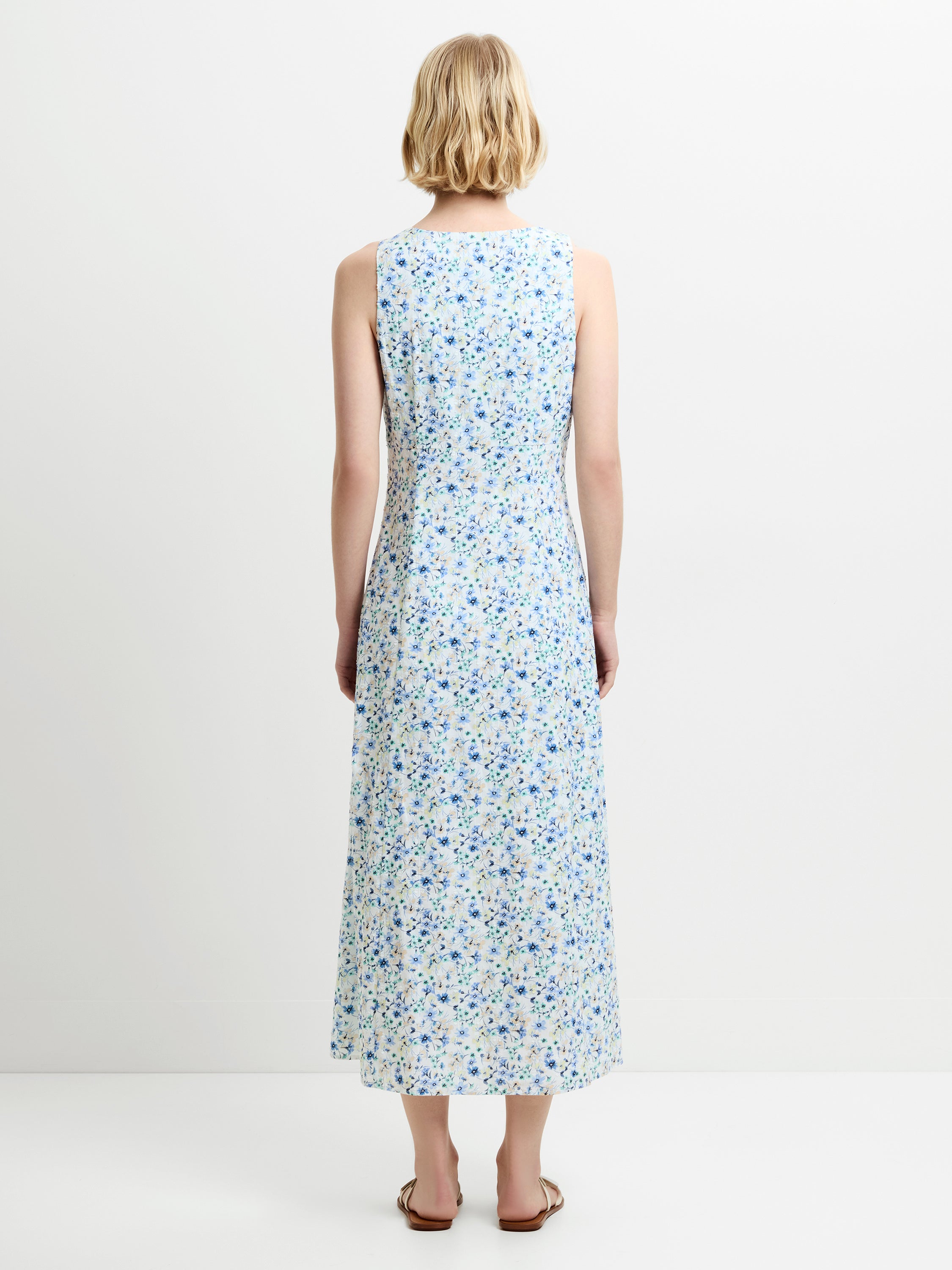 Minnie Sleeveless V-Neck Floral Midi Dress