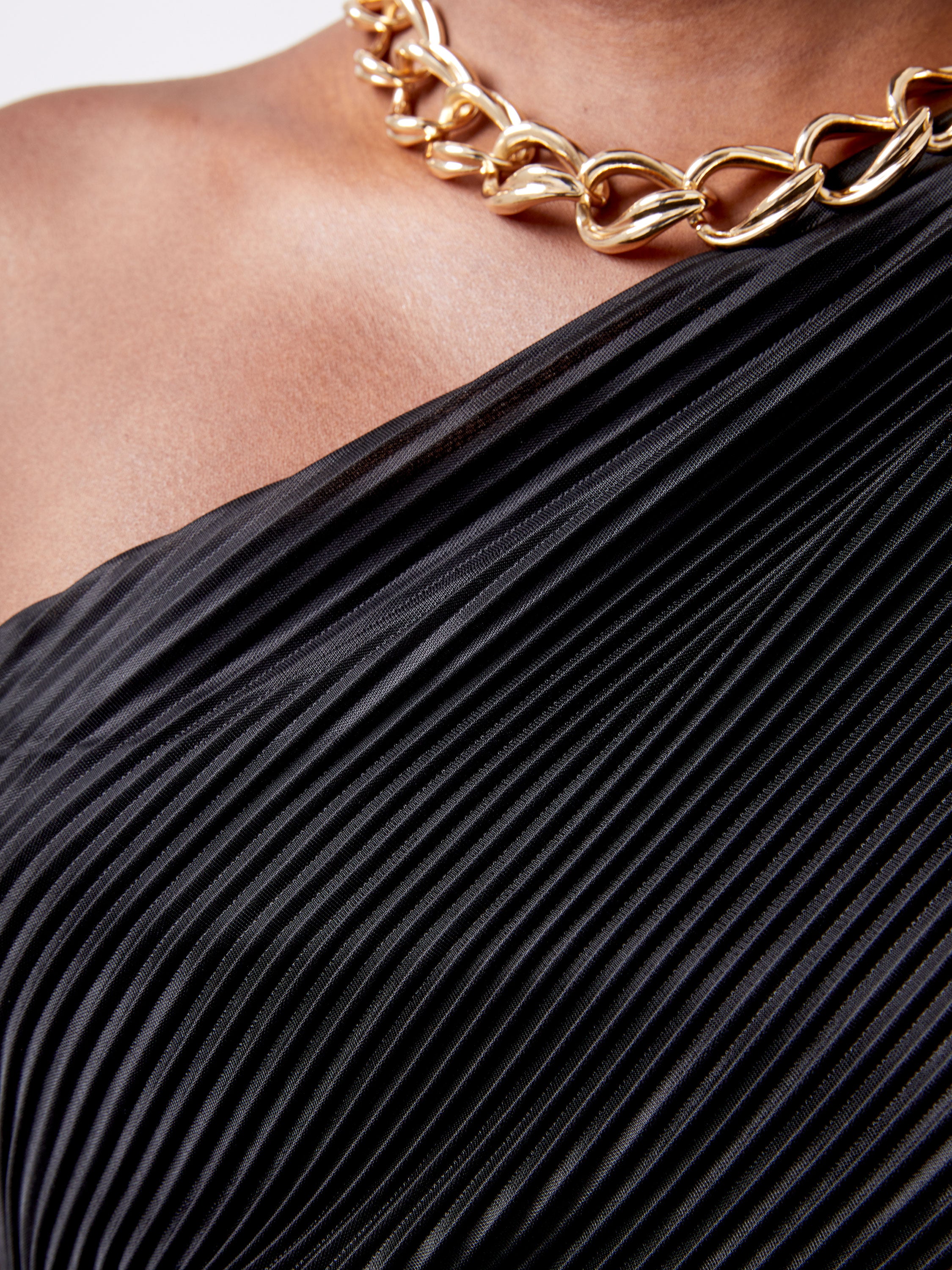 margaux black one shoulder maxi dress Black Dress One Shoulder Dress With Choker Necklace Necklace One Shoulder Choker Dress Margaux Black One-
