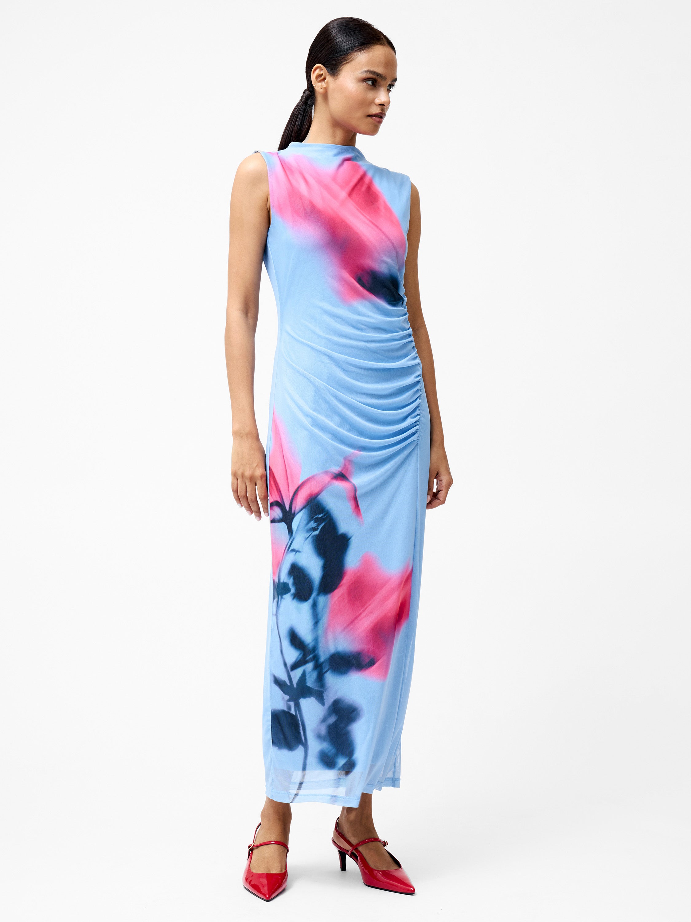 Smokey Placement Sleeveless Floral Maxi Dress