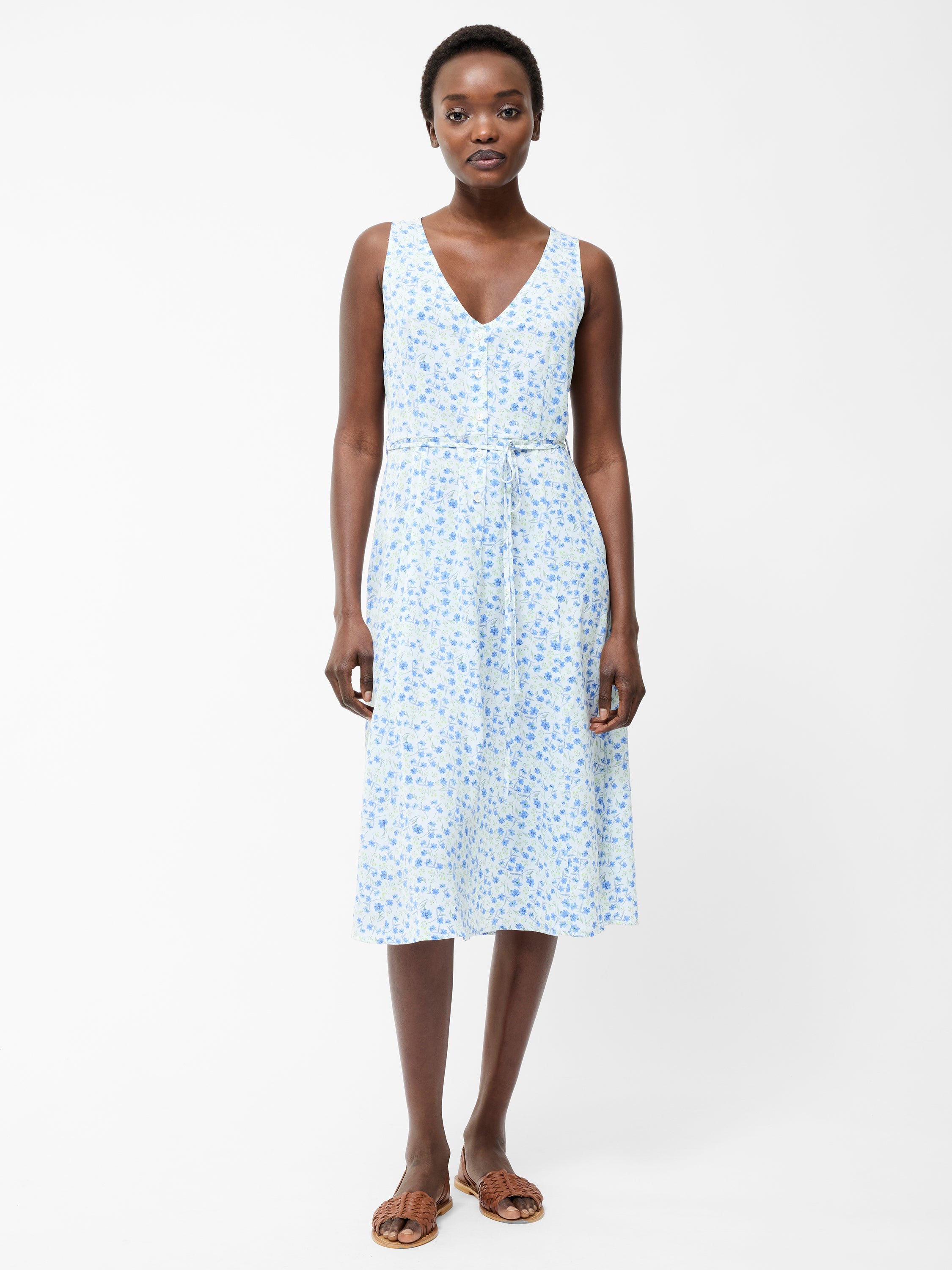 【ANLEM】FRENCH RETRO COMMUTER DRESS Camille V-Neck Sleeveless Dress Summer White | French Connection UK