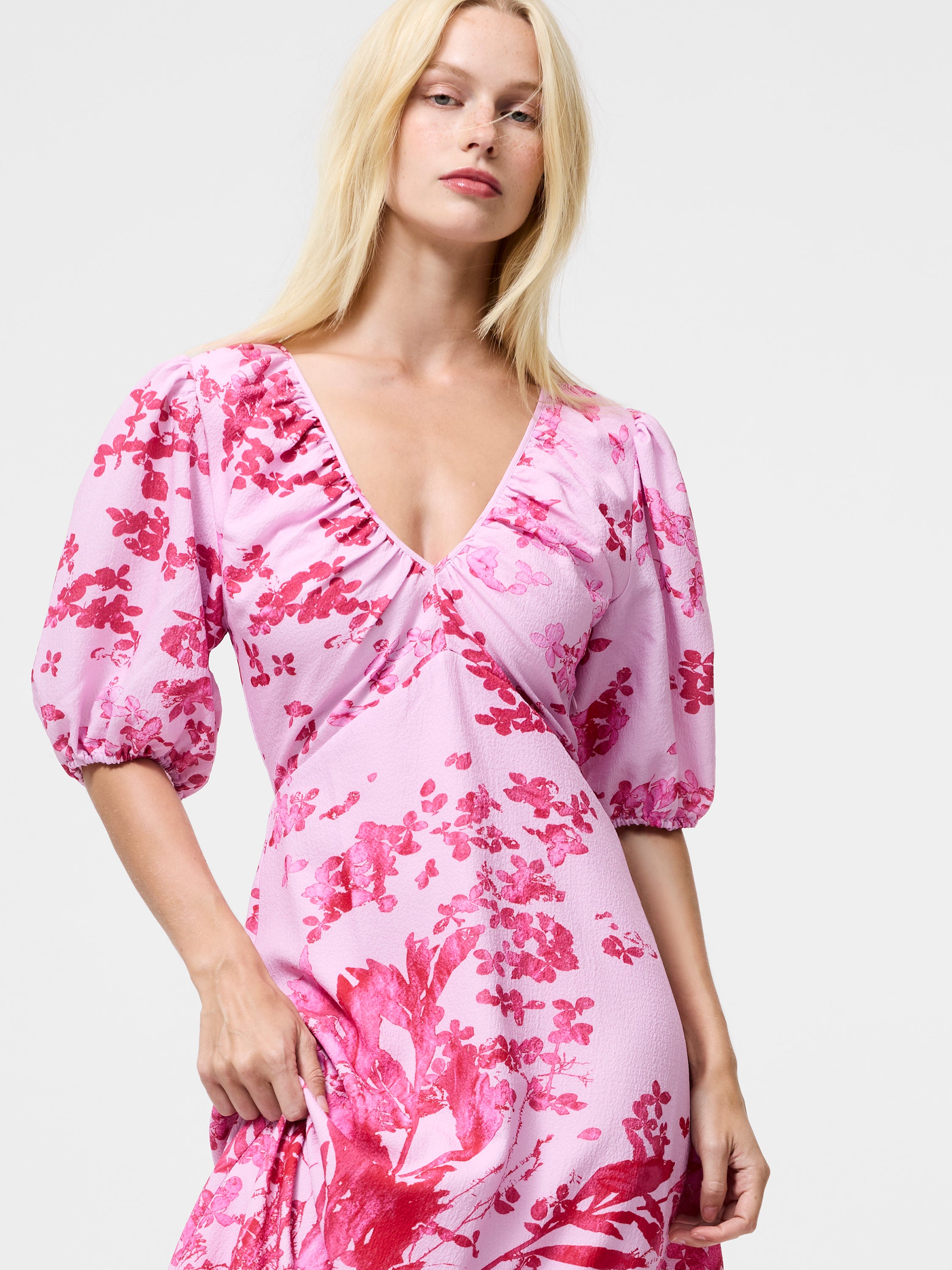 Isla Odette V Neck Tea Dress Violet Pink Multicoloured