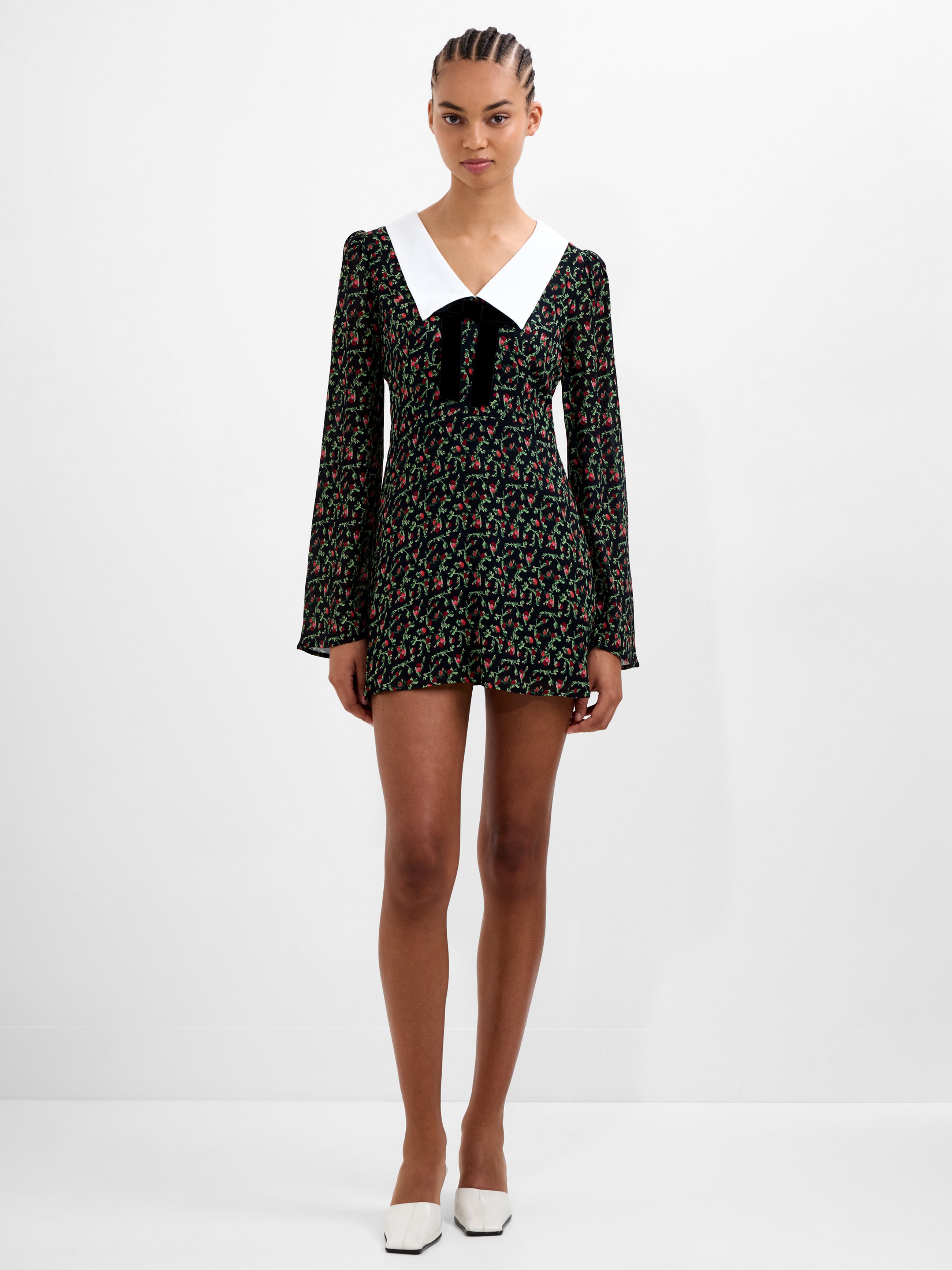 Yasmin Crepe Collar Long Sleeve Mini Dress Black Julia Ditsy Bloom Florals 