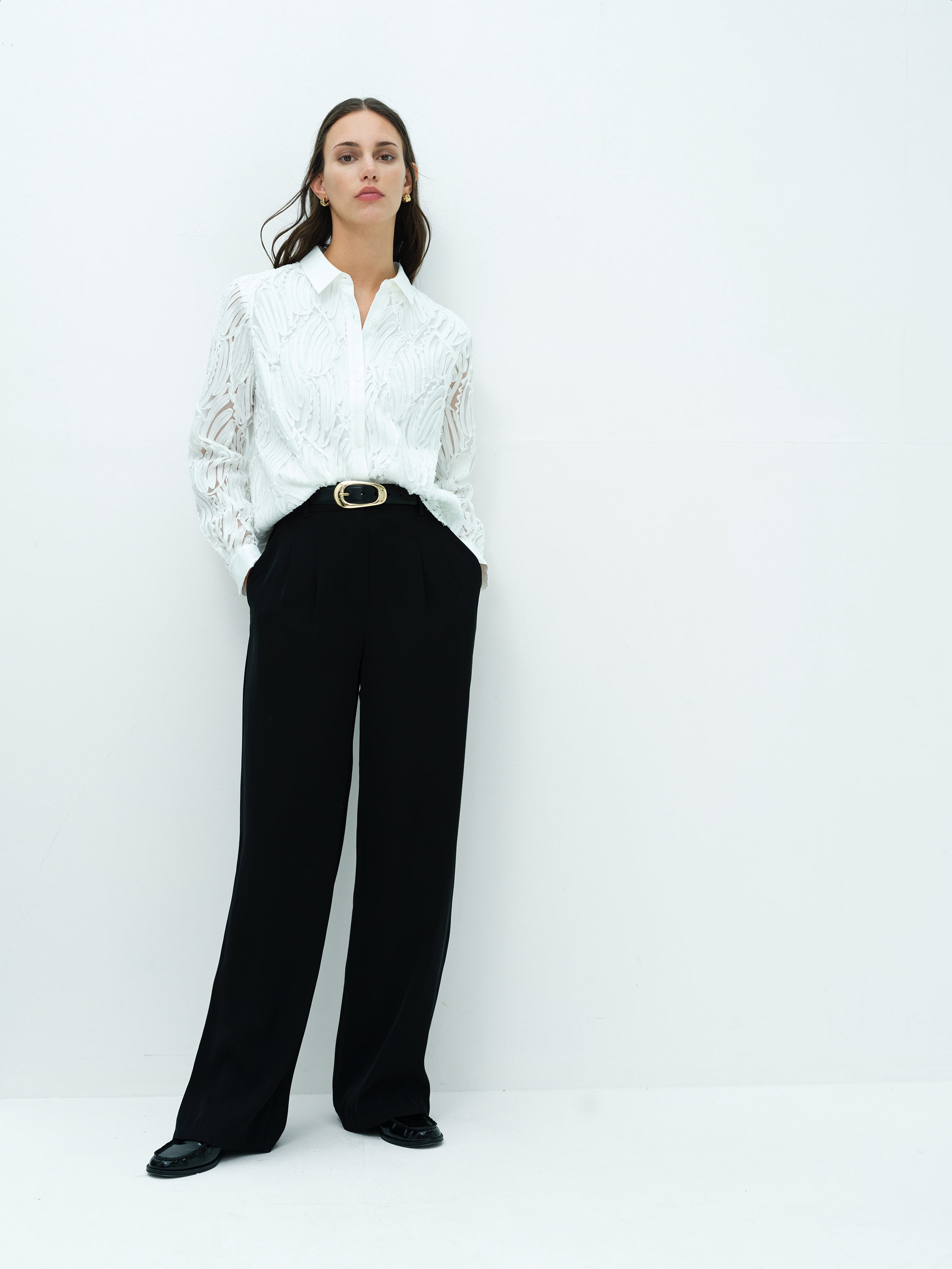 Margot White 3D Textured Long Sleeve Shirt