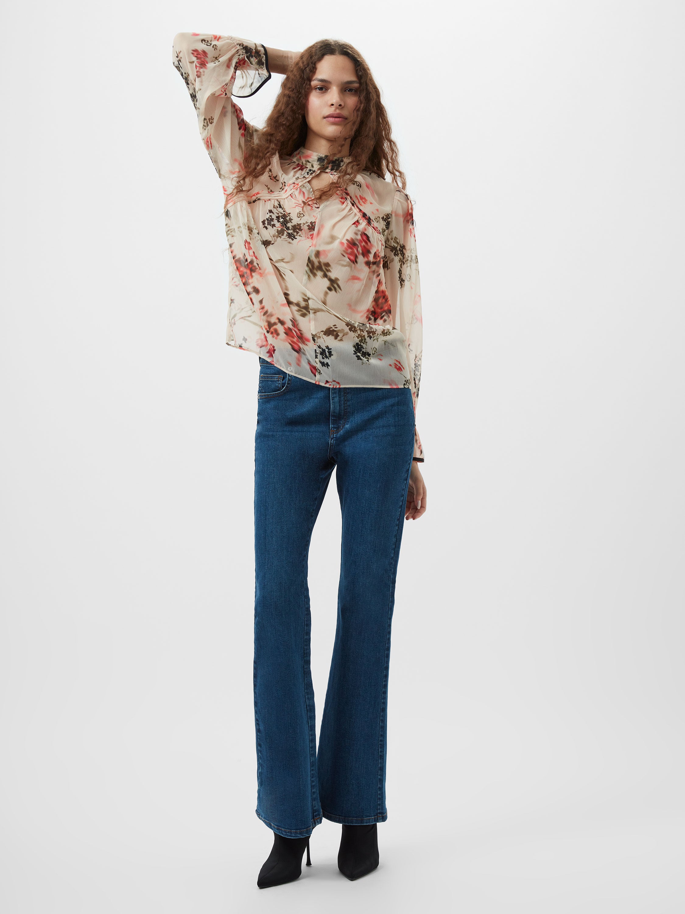 Hallie Crinkle Contrast Floral Top