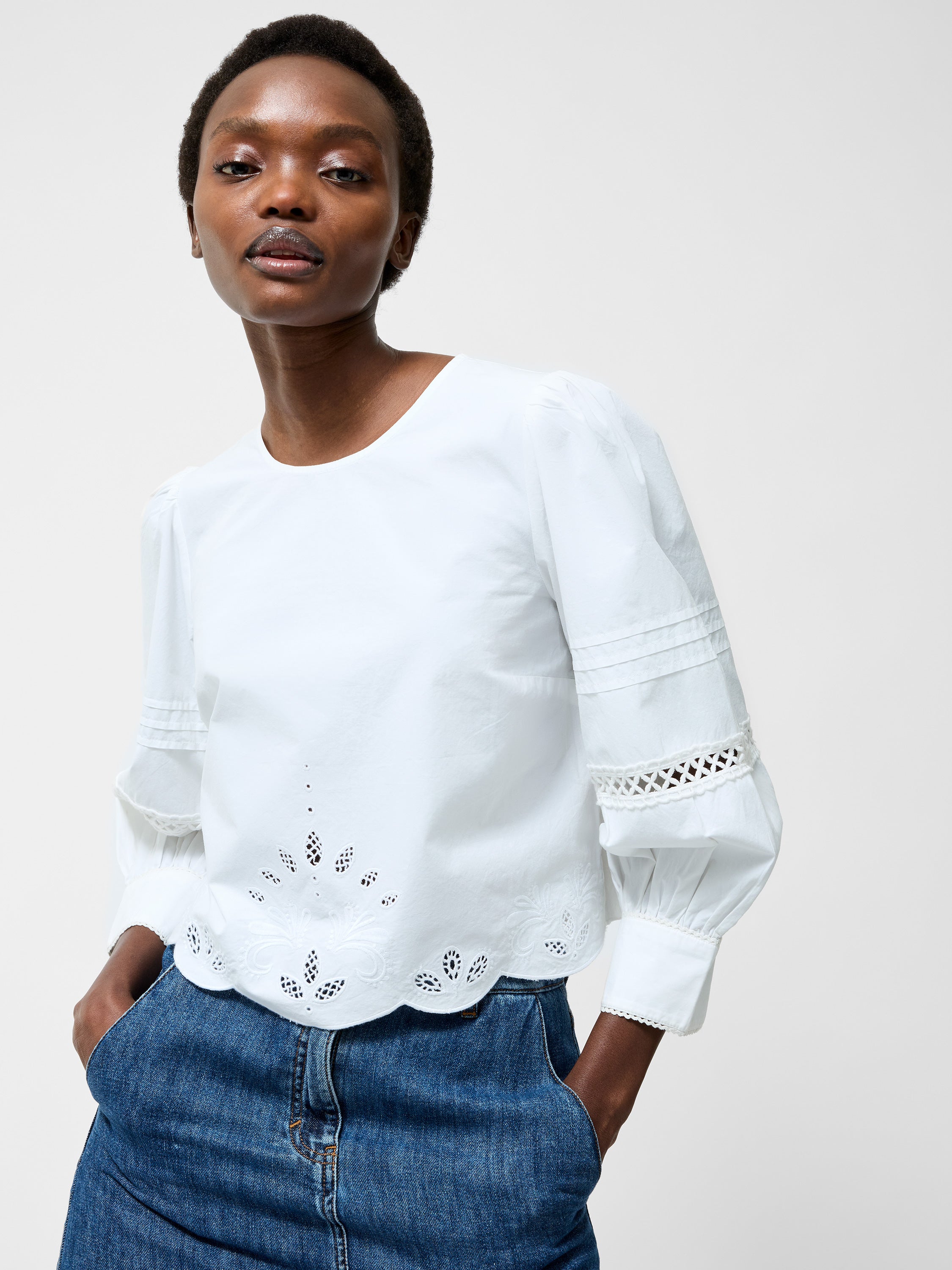 Broderie Border Top