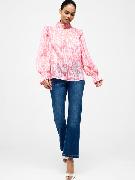 72YUK60_857copy_63d76cfe-1d95-