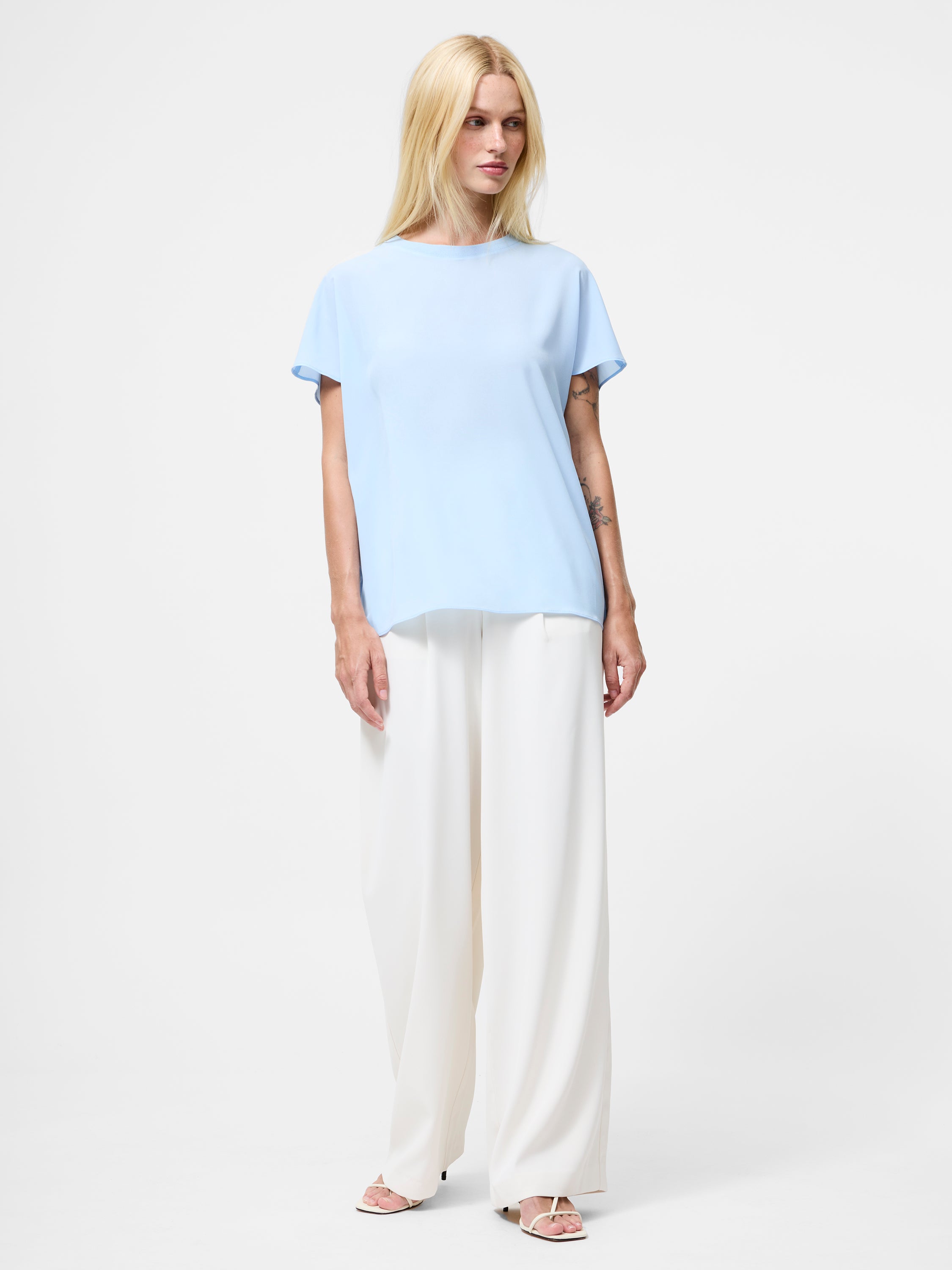 Crepe Light Crew Neck Top