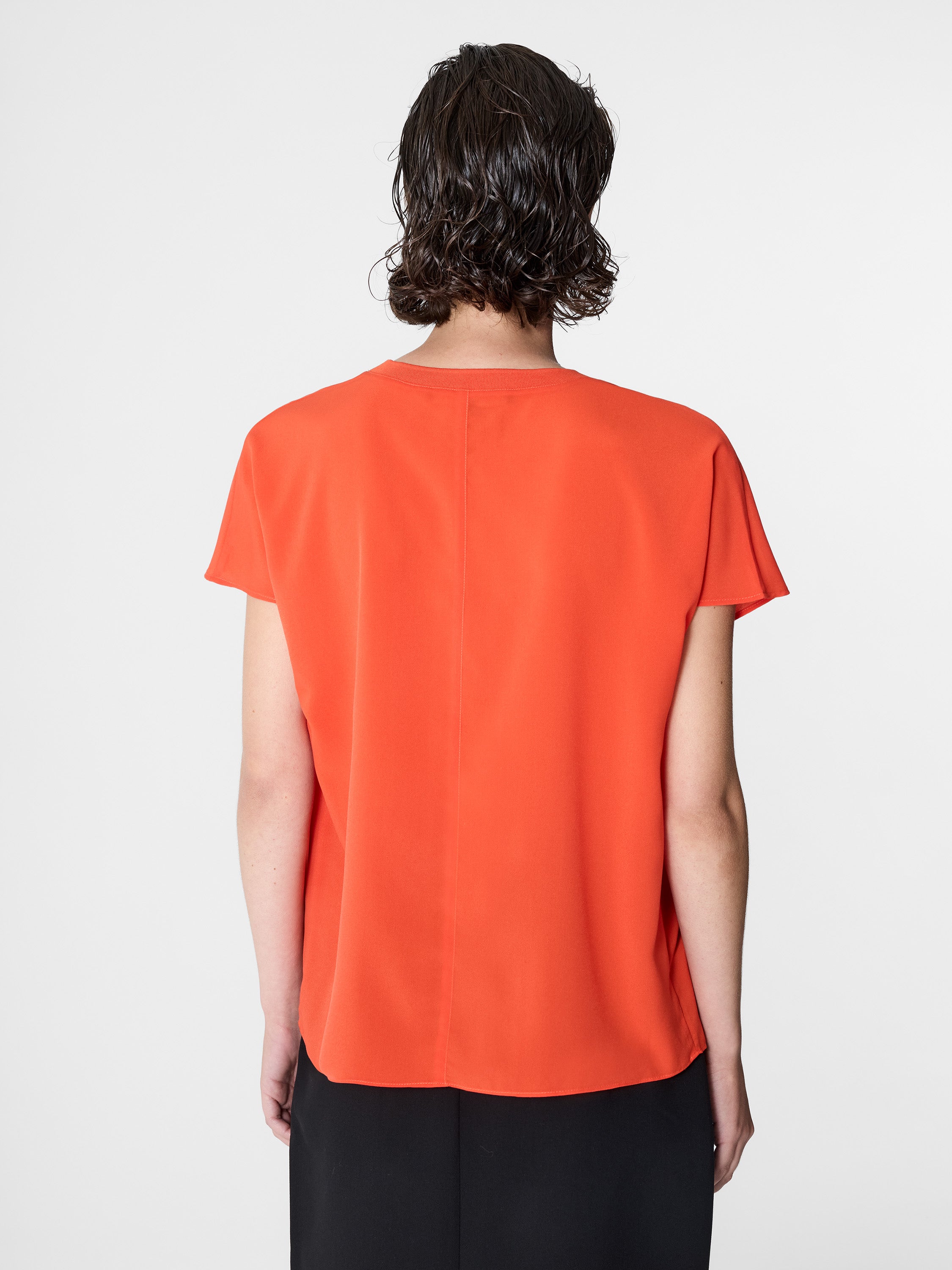 Crepe Light Crew Neck Top
