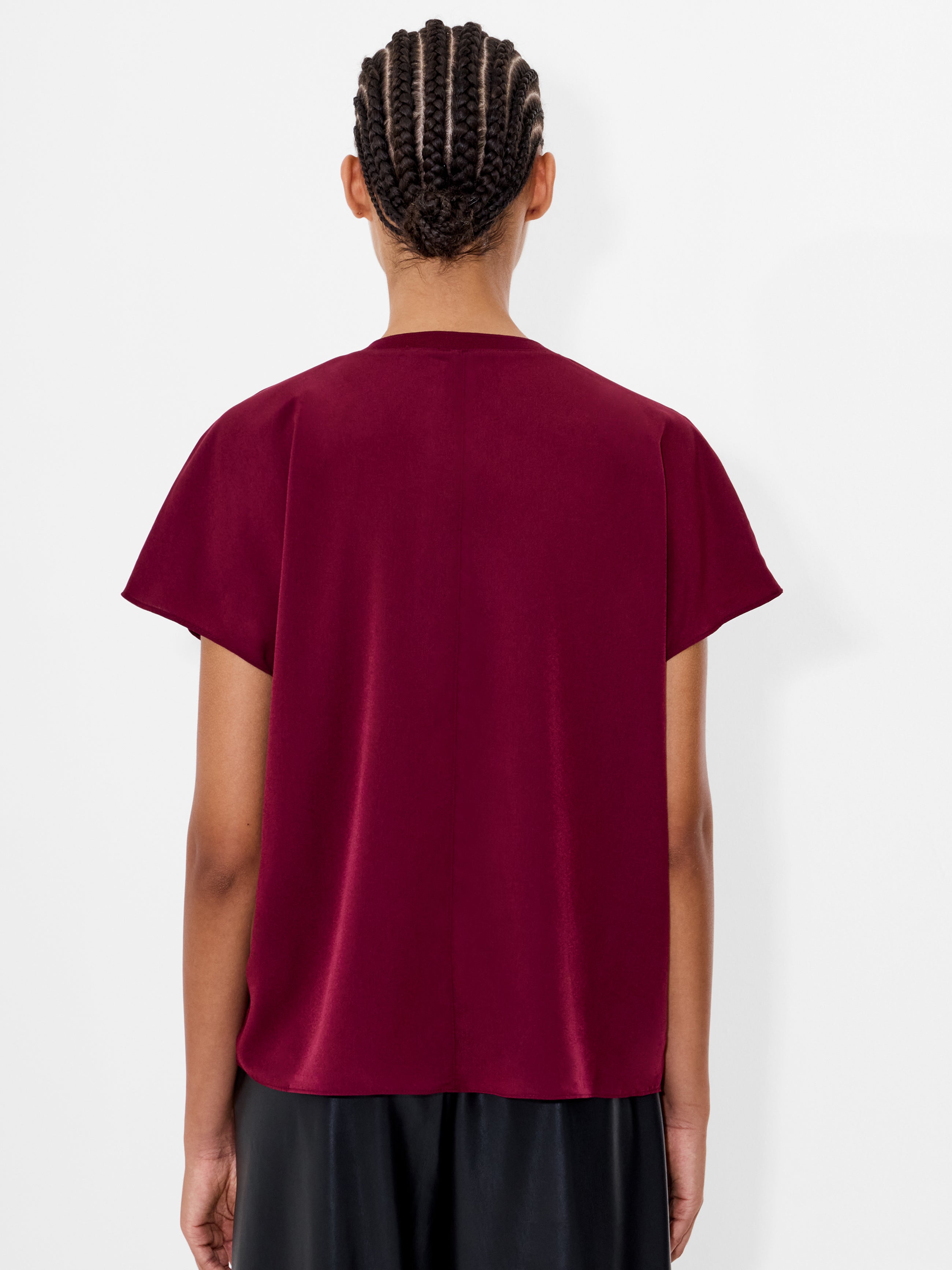 Crepe Light Crew Neck Top