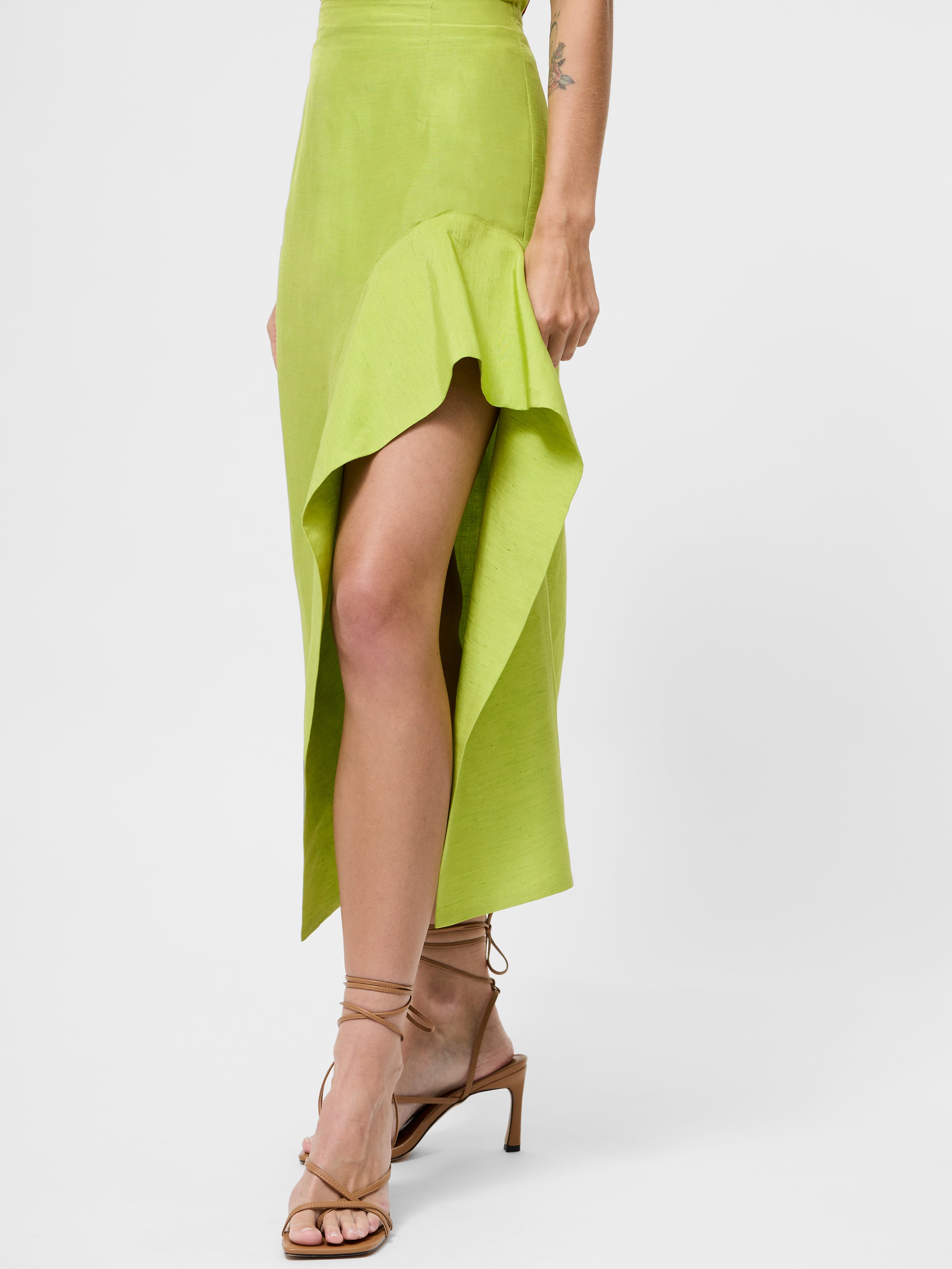 Islay Linen Ruffle Midi Skirt