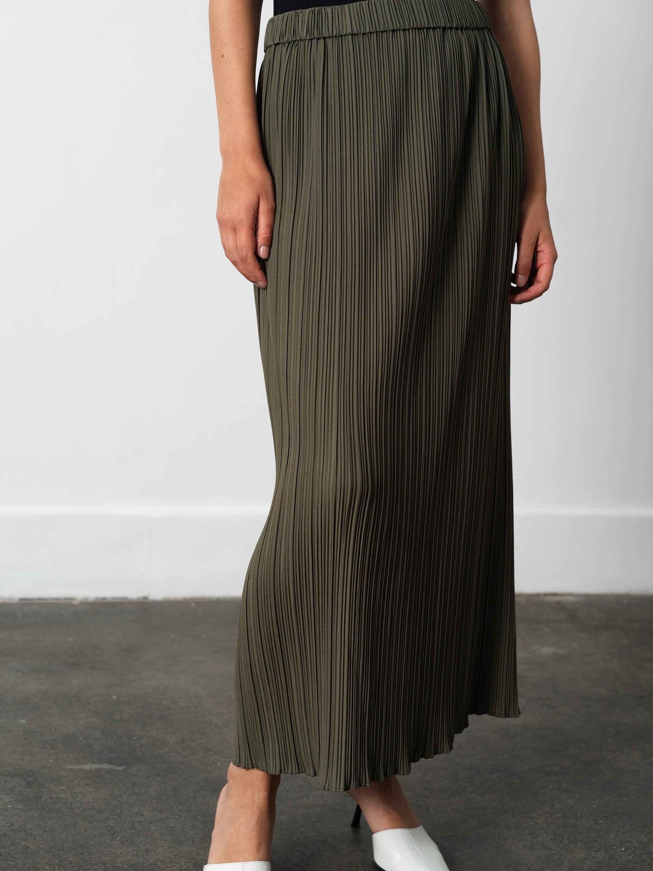 Column Skirt Green Knit Midi Skirt Niri Plisse Column Maxi Skirt