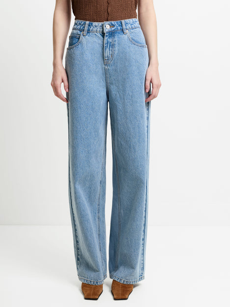 Dallas Vintage Wash Denim Boyfriend Jeans