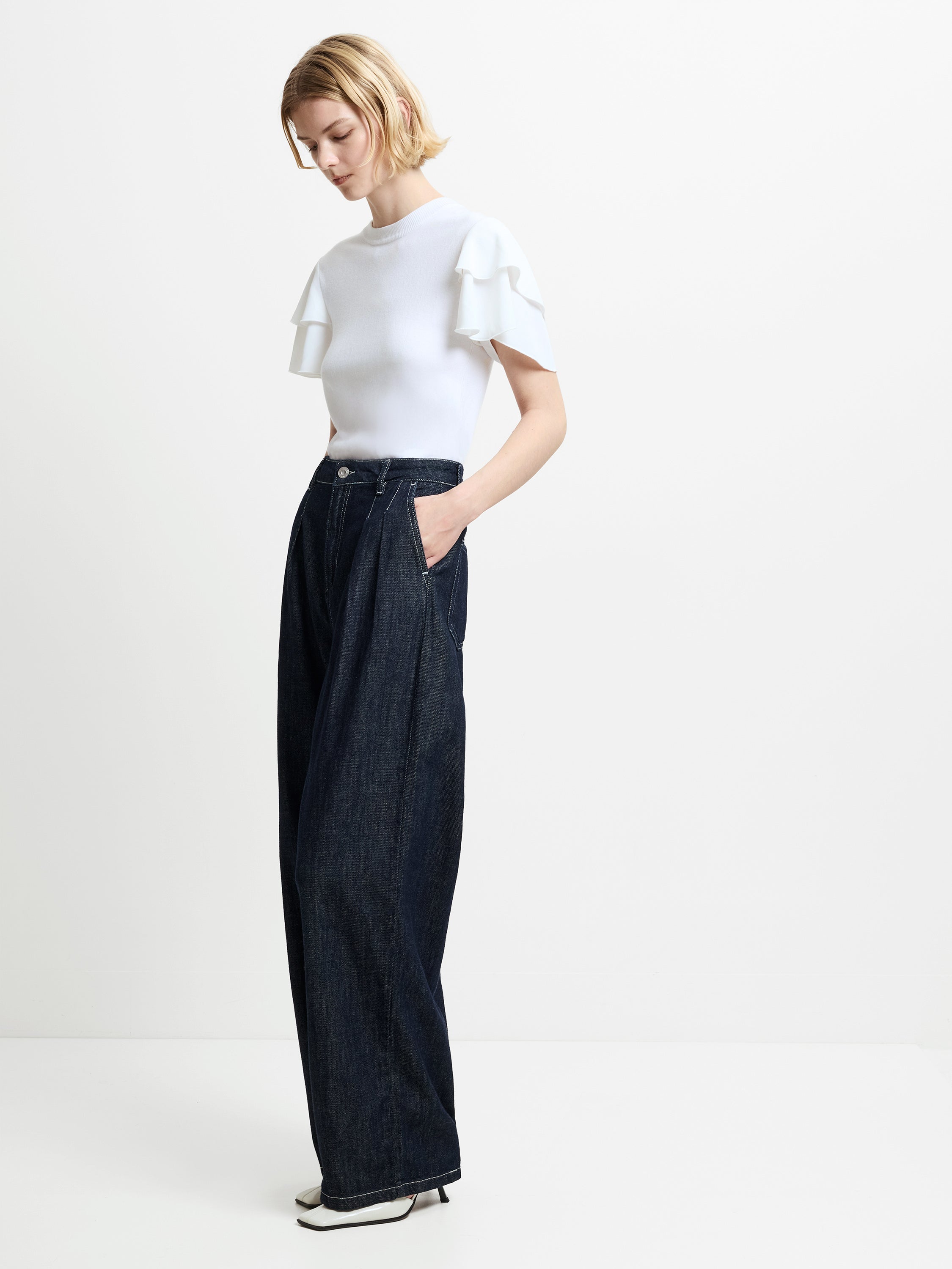 Finley Denim Wide Leg Jeans 32 Inch