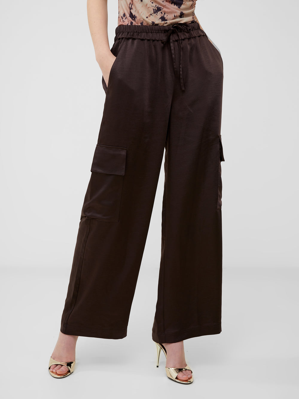 Chloetta Recycled Cargo Trousers Chocolate Torte | French Connection UK