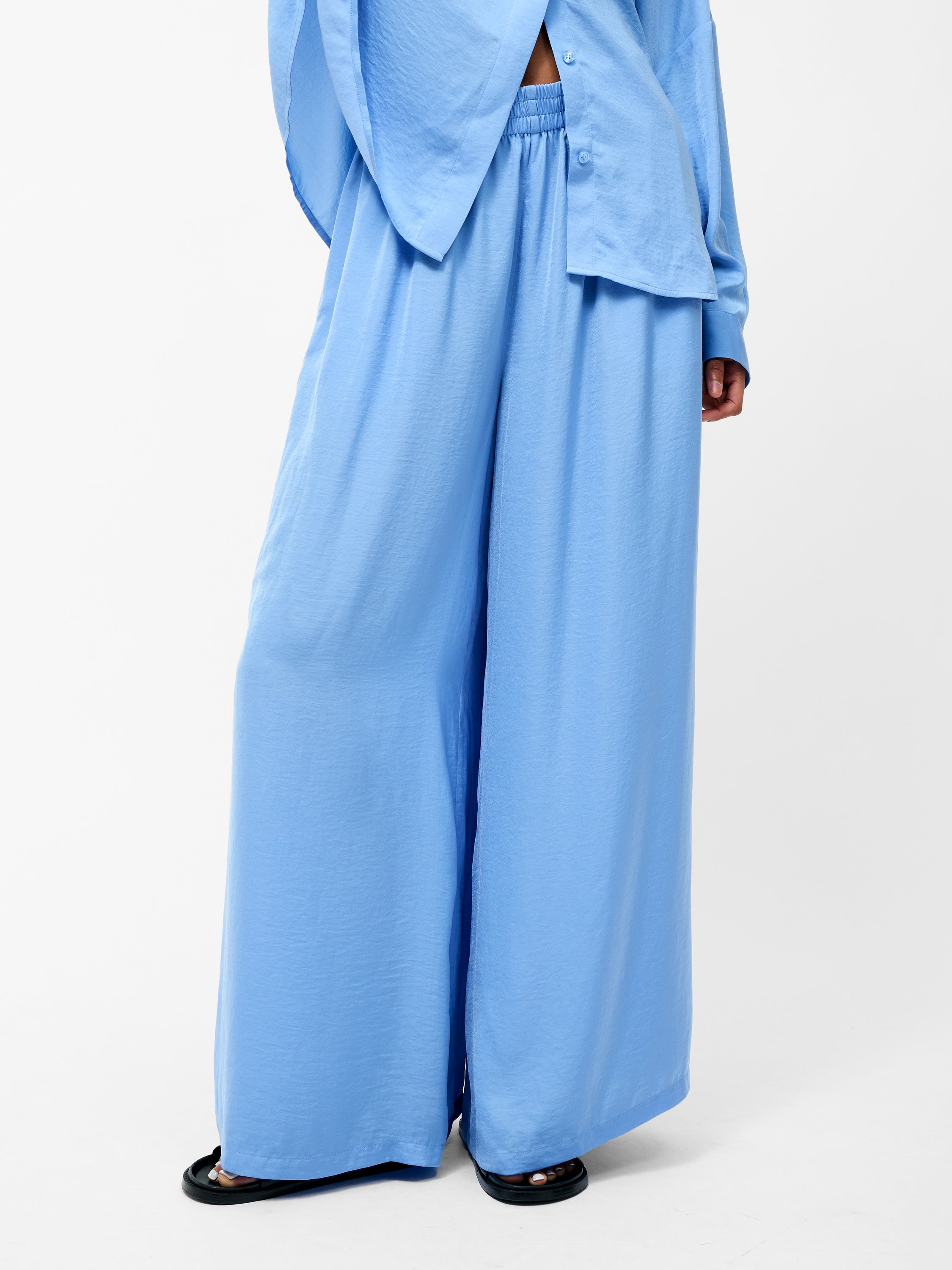 Damasco Air Flow Poly Wide Leg Trousers