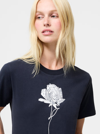 Rose Print Graphic T-Shirt