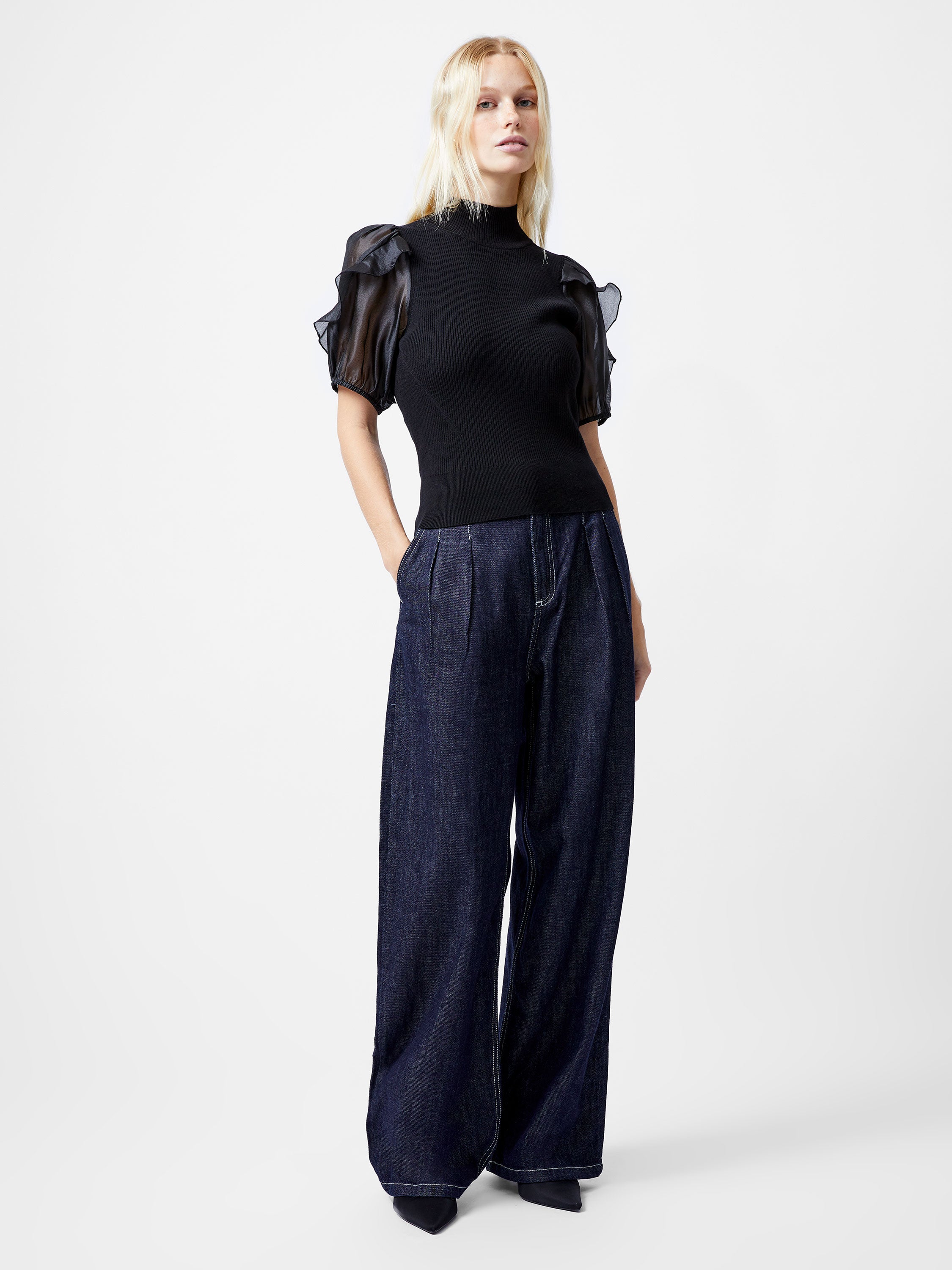 Kristine Organza Short Puff Sleeve Top