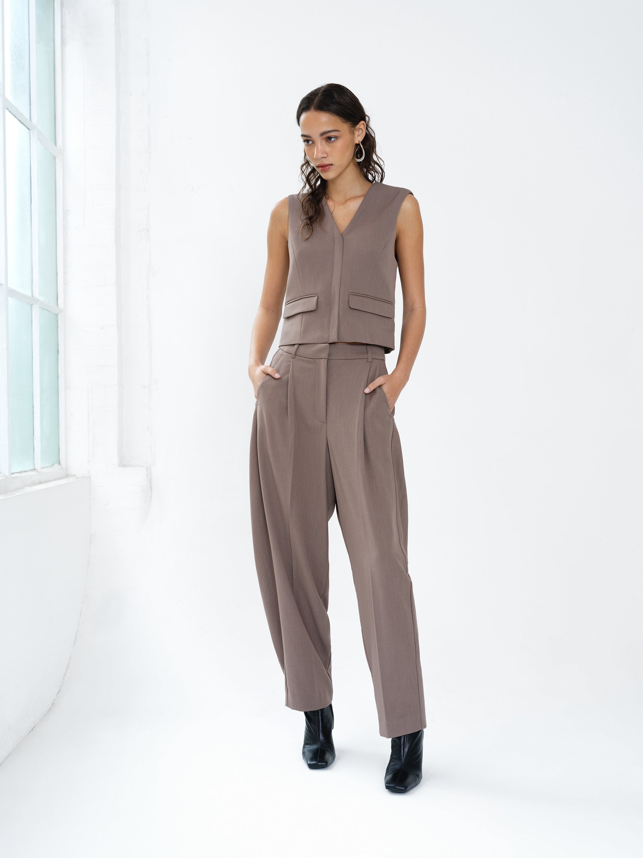 Vienna V Neck Pocket Waistcoat