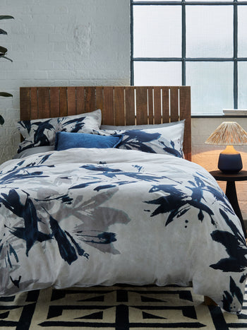 Azzura Double Size Duvet Cover and Pillowcases Set