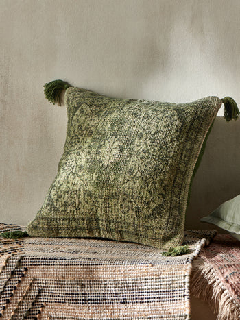 Kabir Cushion