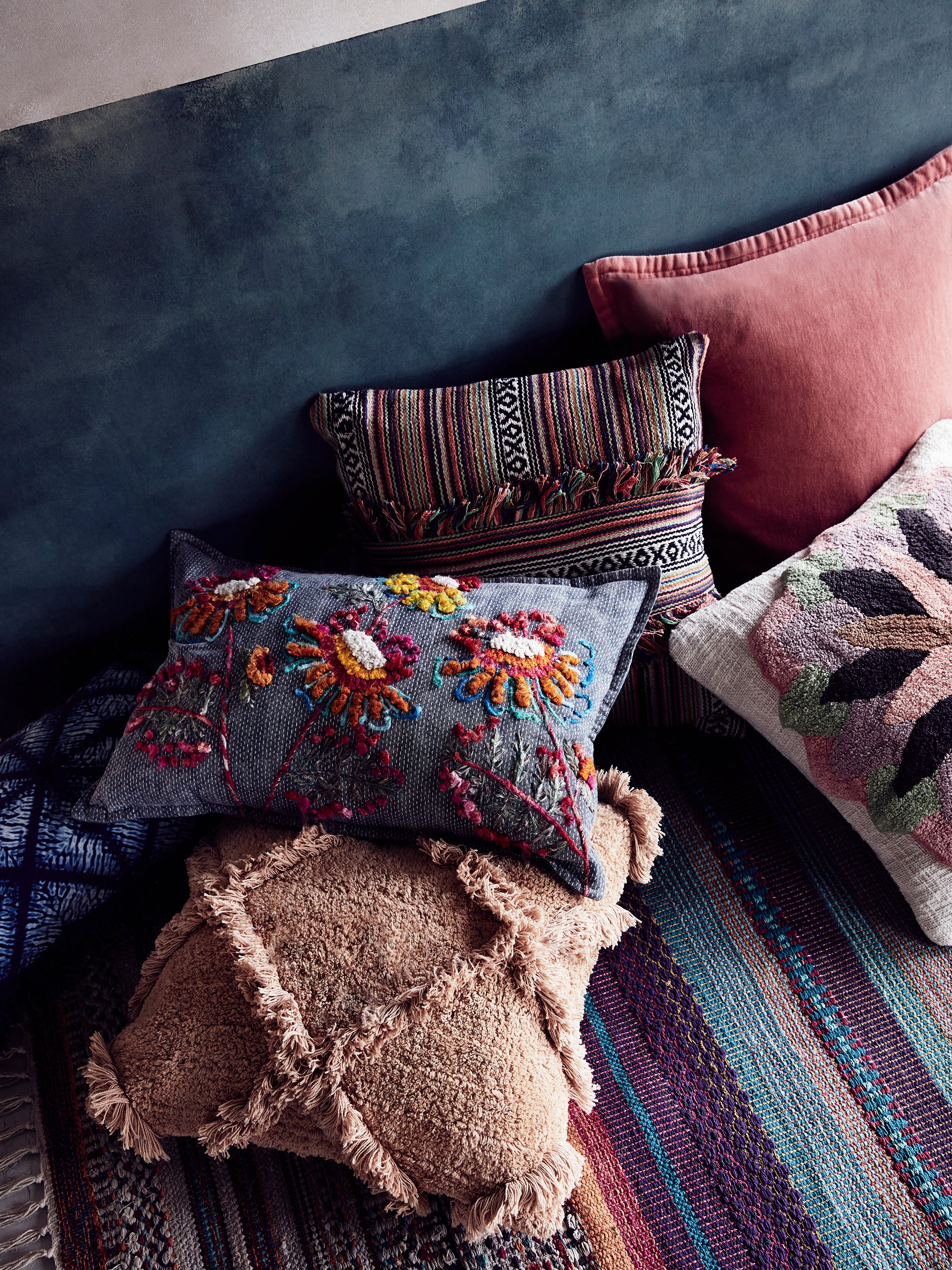 Grande Eco Flora Rainbow Cushion