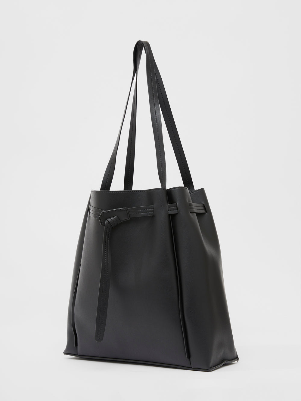 Leather bucket hotsell bag french connection