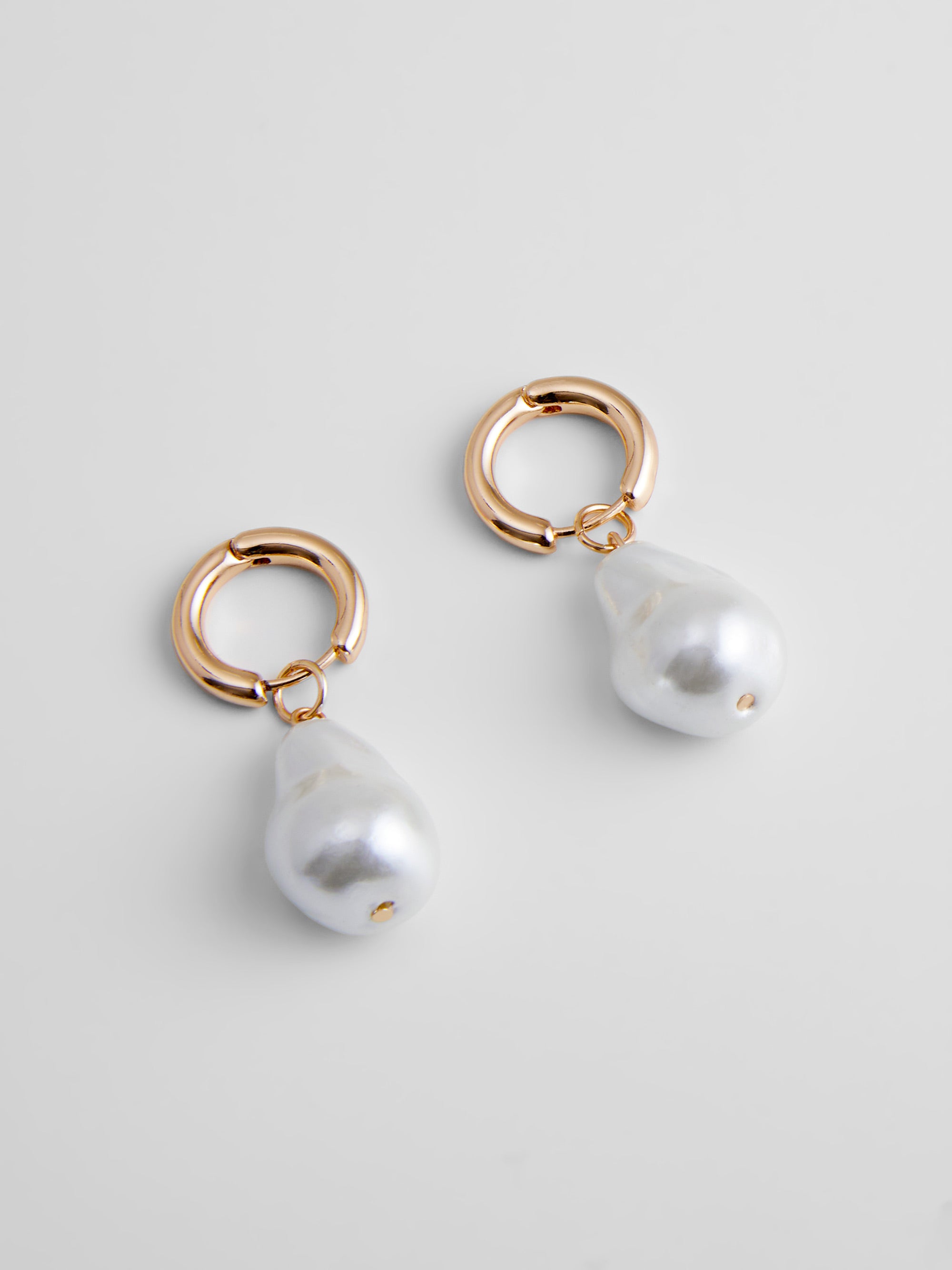 INS Trend Stainless Steel Freshwater Pearl Drop Hoop Earrings for Women 18K  Gold Plated Daily Wear Earring Mujer Gift - AliExpress