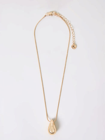 Tear Drop Pendant Necklace