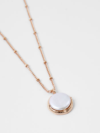 Pearl Pendant Necklace