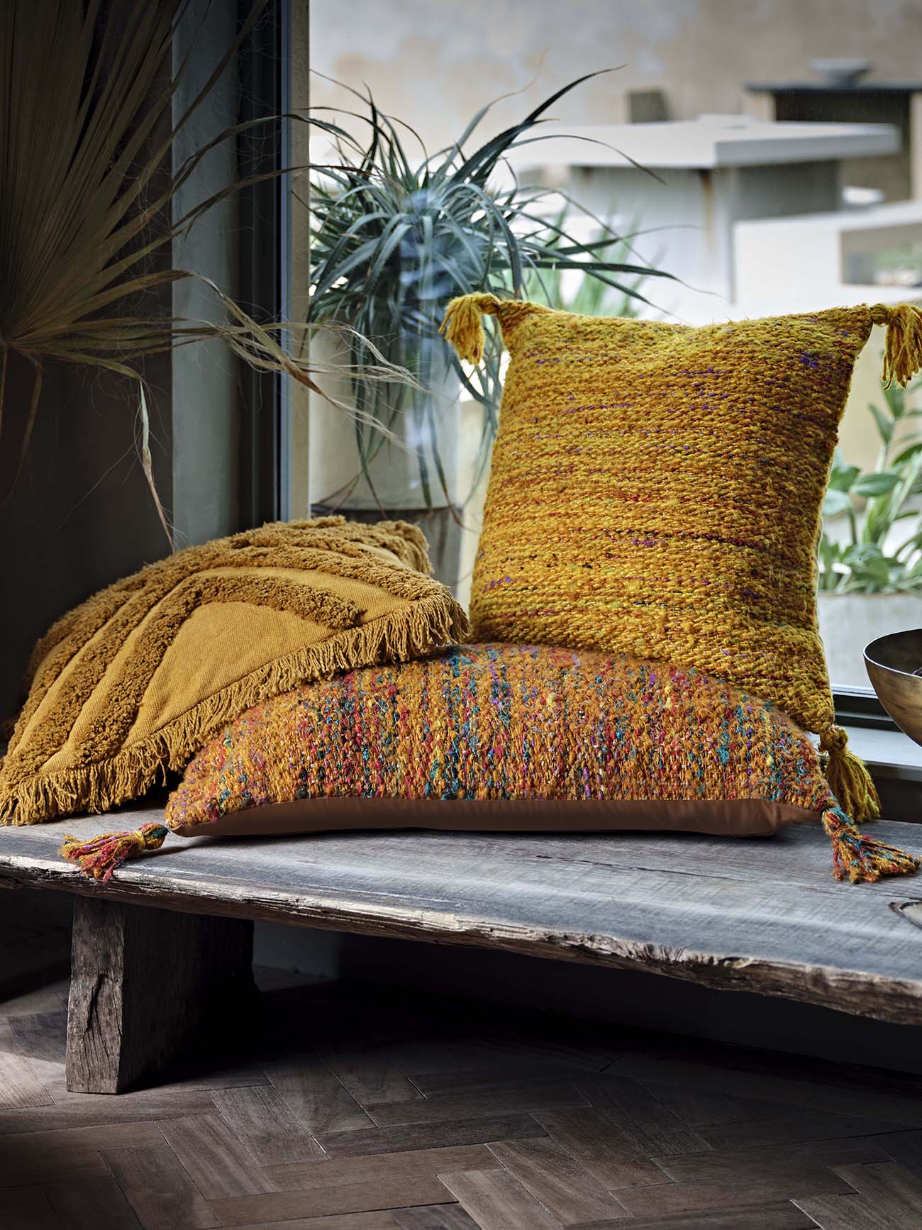 Tufted french floor online cushions
