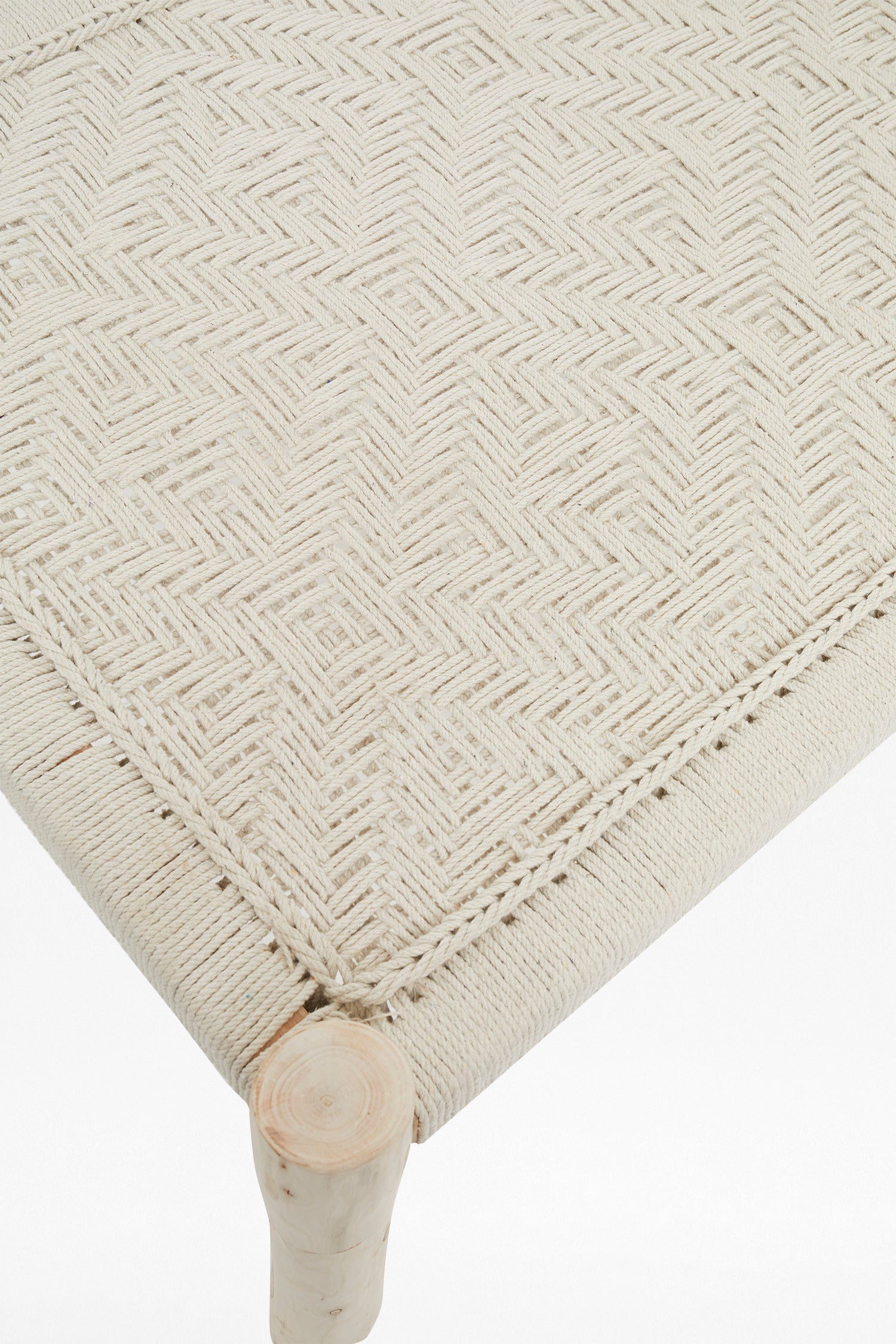 dawn woven day bed natural